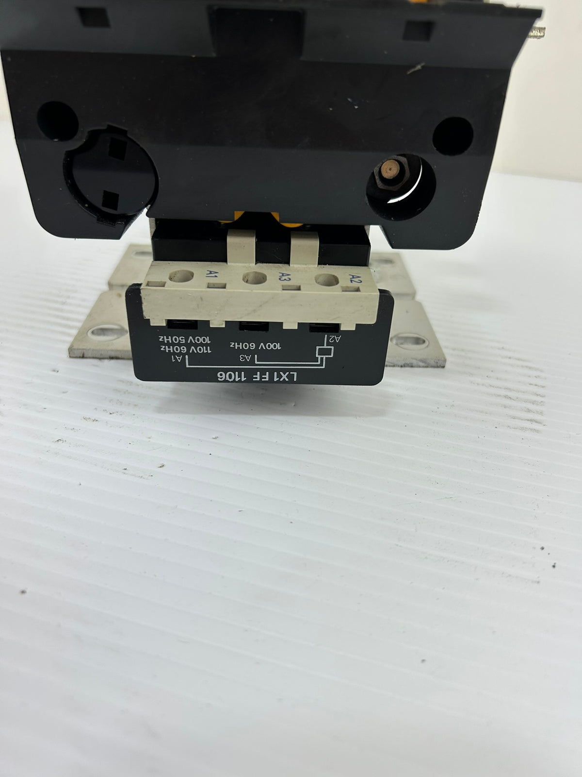 Telemecanique LC1F115 3 Pole 115A Contactor 600V 110V Coil LX1FF1106 LA1DN22