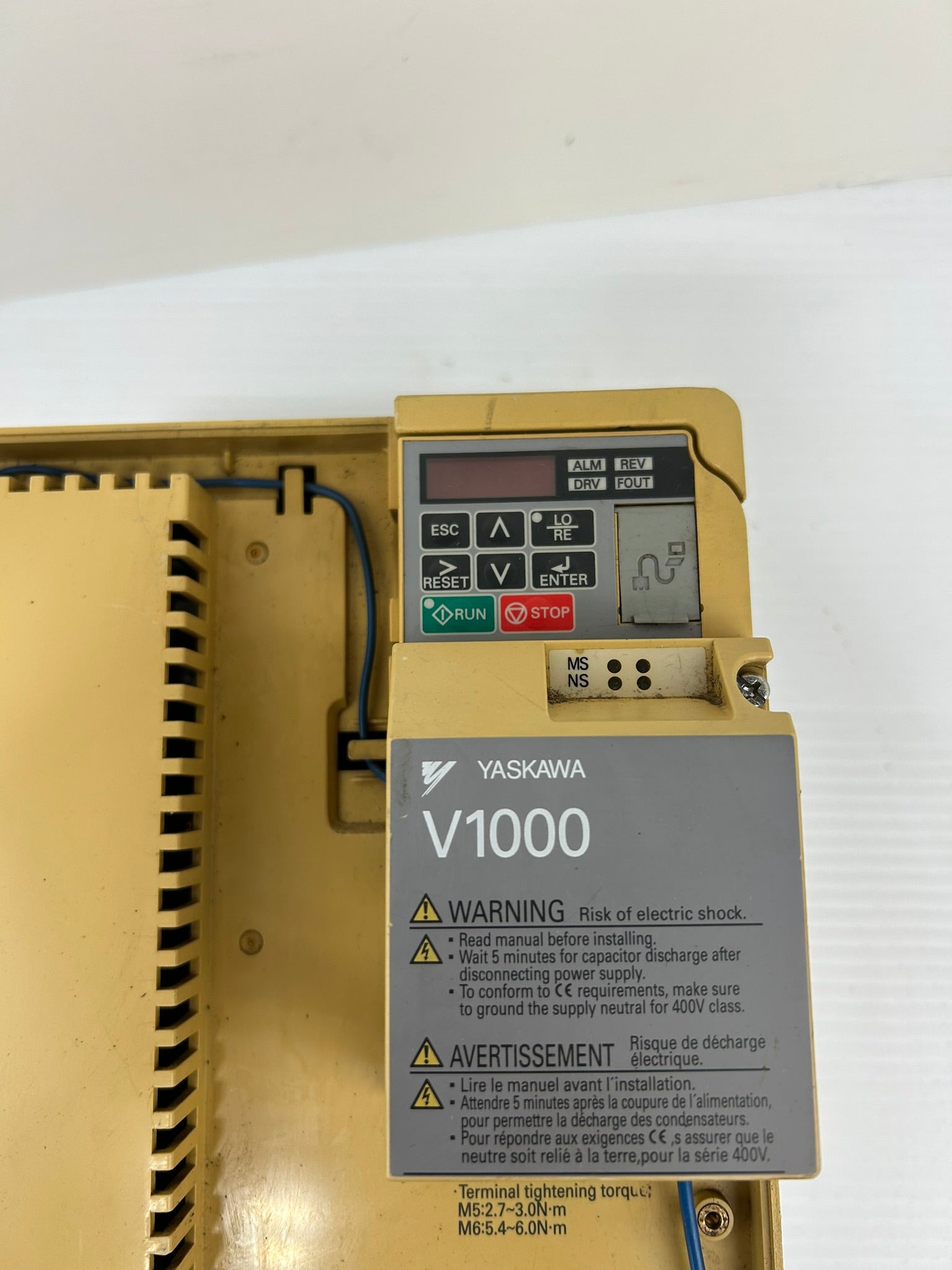 Yaskawa Electric CIMR-VU4A0031FAA 3PH AC Drive Rev A - No Top or Bottom Cover