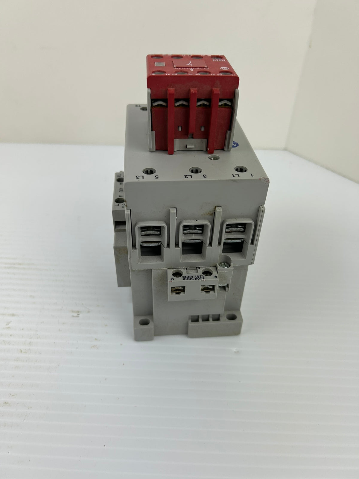 Allen Bradley 100S-C72D14BC Safety Contactor Series B 100-C72*00