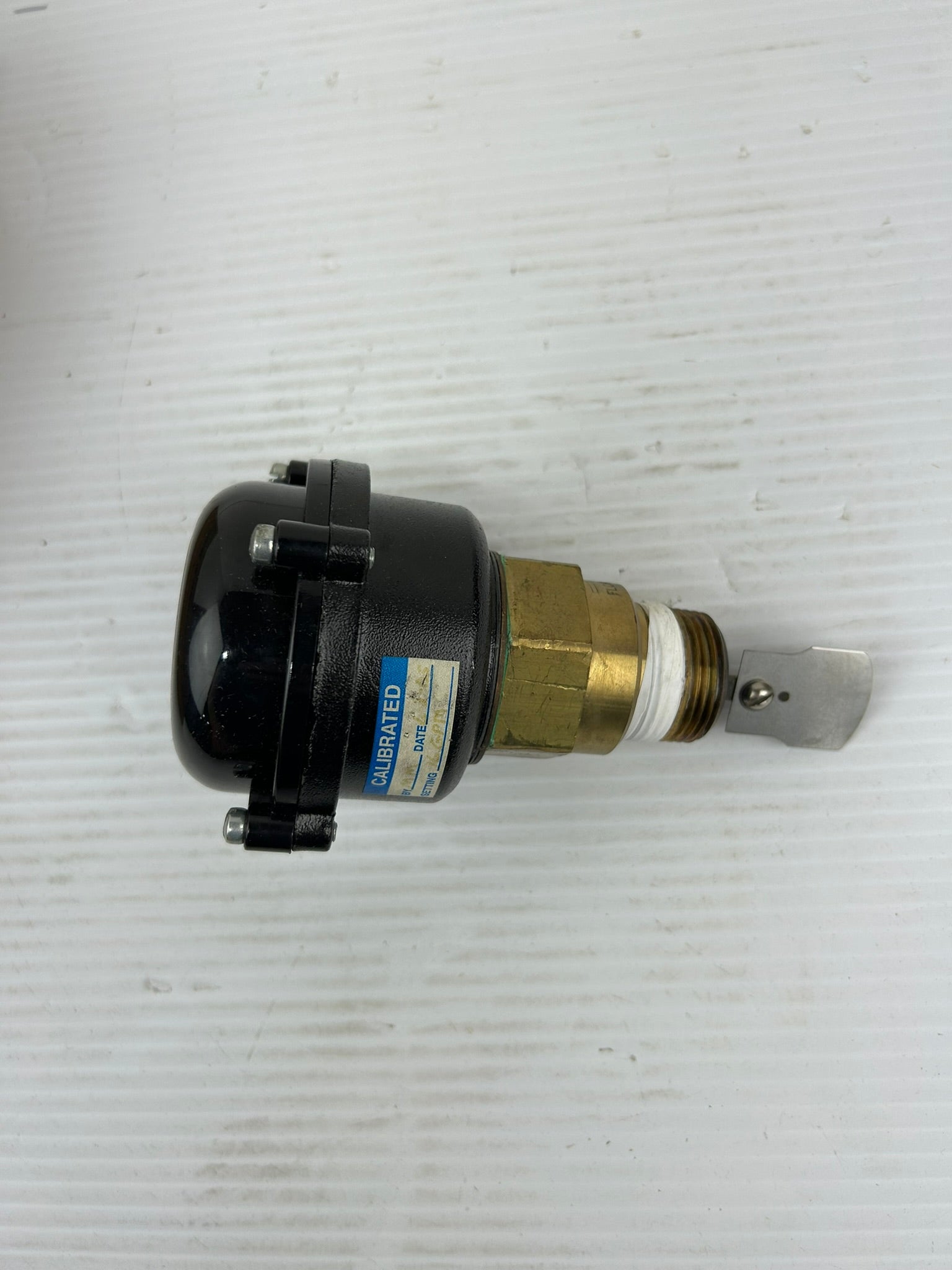 ITT McDonnell & Miller FS8-W Flow Switch 1" NPT Paddle (Thermatool 03CP149-316)