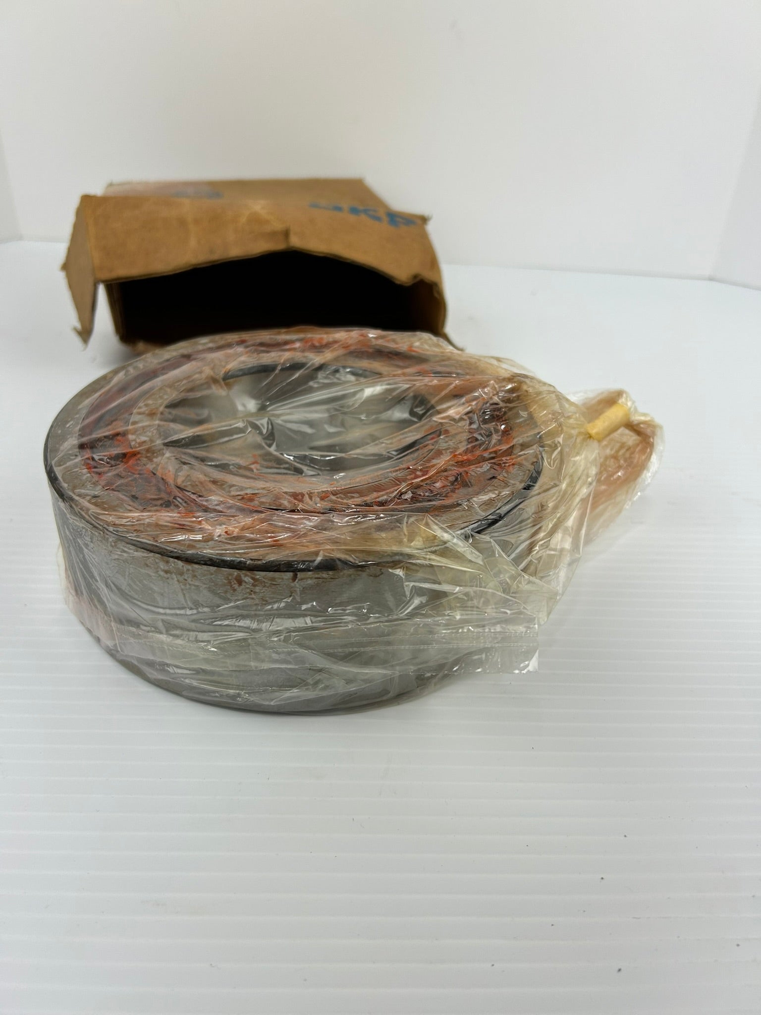 SKF 5220A Angular Contact Ball Bearing 5220 A 493-0220-011