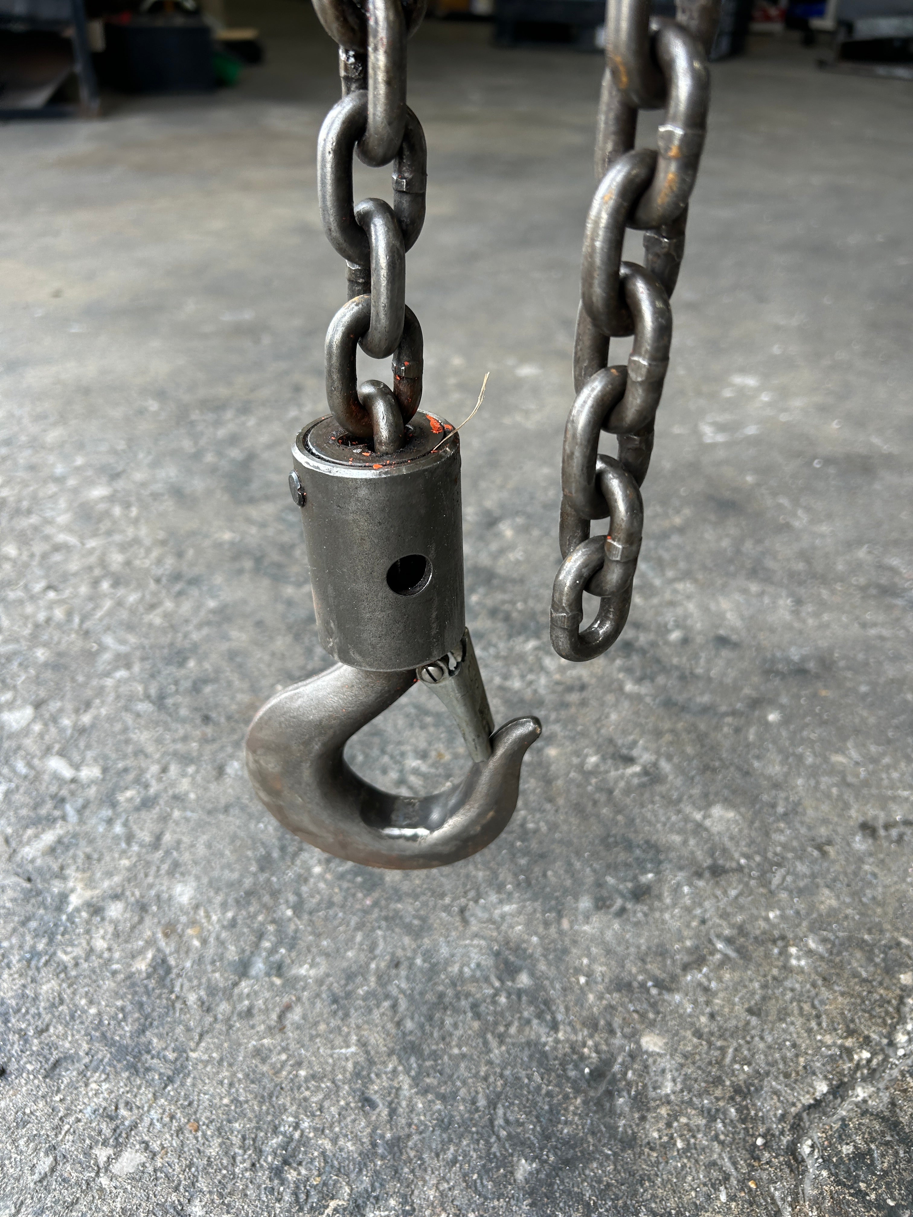 CM Lodestar L2 Chain Hoist 1 Ton 16/5FPM 1/.33HP 2.4/2.5A 1000kg 460V 3PH 60 Hz