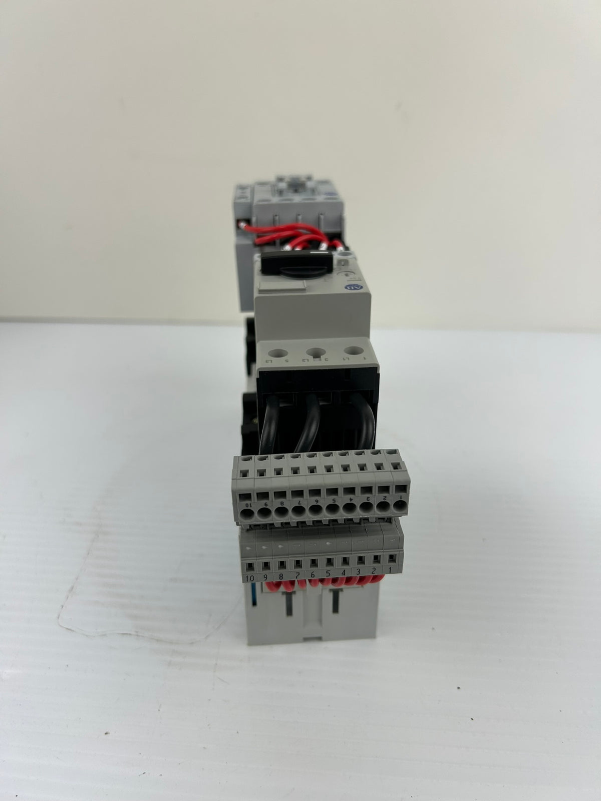 Allen-Bradley 140M-C2E-B25 Motor Starter 100-C09*10 Contactor Assembly 100-S