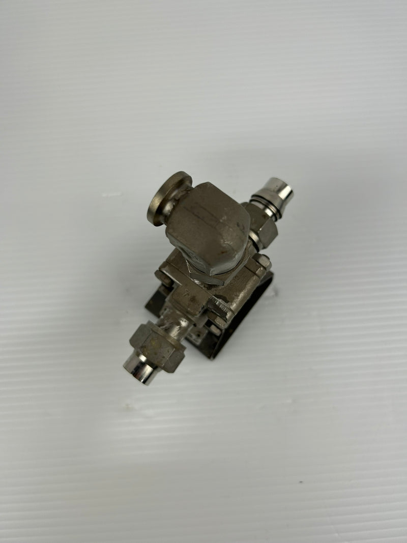 Worcester MK2636 Valve with Mounting Bracket Extra Connector