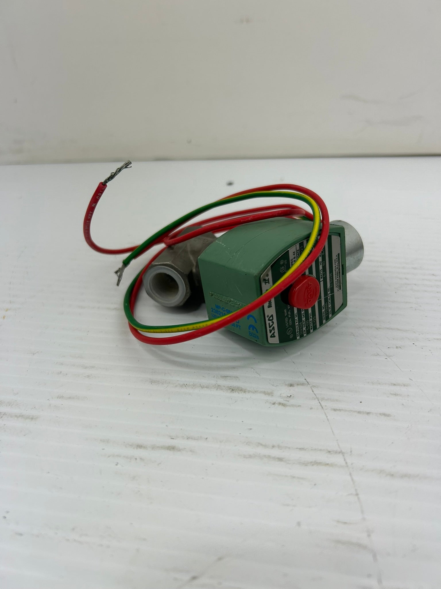 ASCO 8210G36 Solenoid Valve 6.1/8.1 Watts 50/60Hz