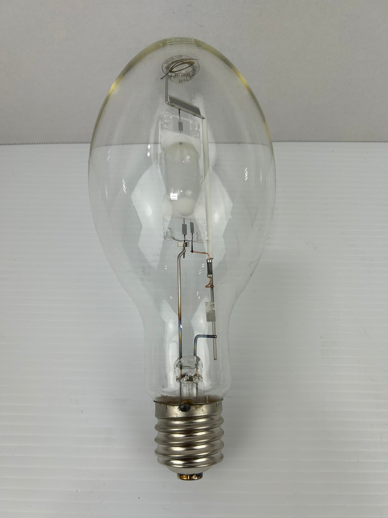 TCP ED37 Probe Start Metal Halide Lightbulb (Lot of 4)