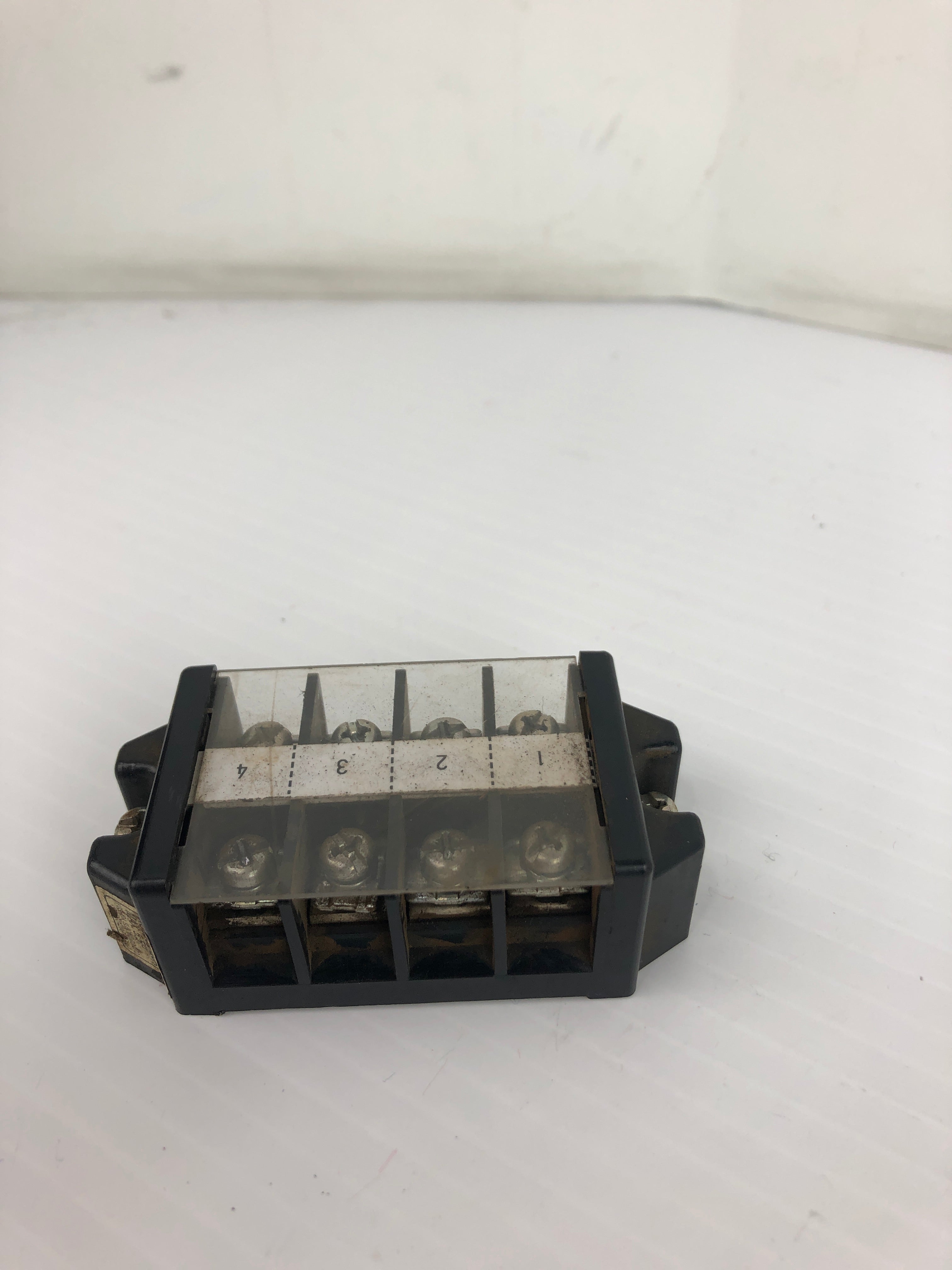 Yoshida Electric JTP30 Terminal Block 600V 30A 4P