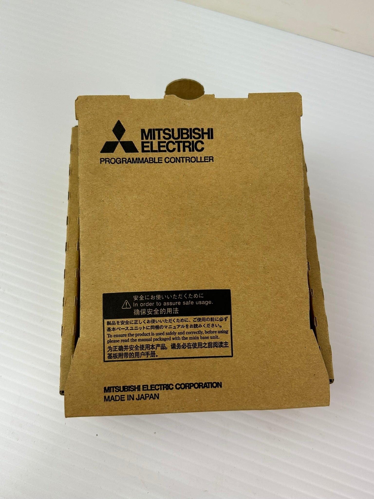 Mitsubishi RX10 MELSEC iQ-R PLC AC Input Module 10 Point 100-120VAC