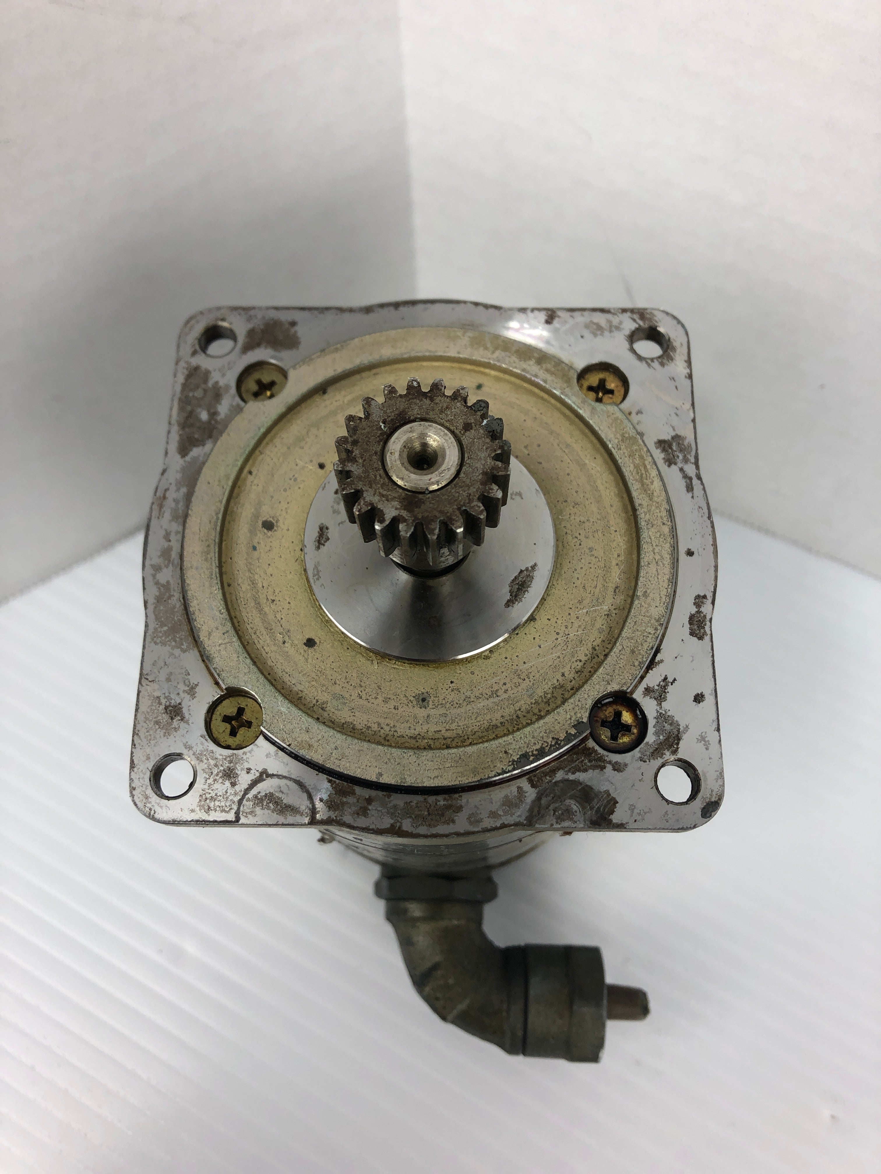 Sanyo Denki 103-815-0250 Step-Syn Stepping Motor 2.5V 4.6A