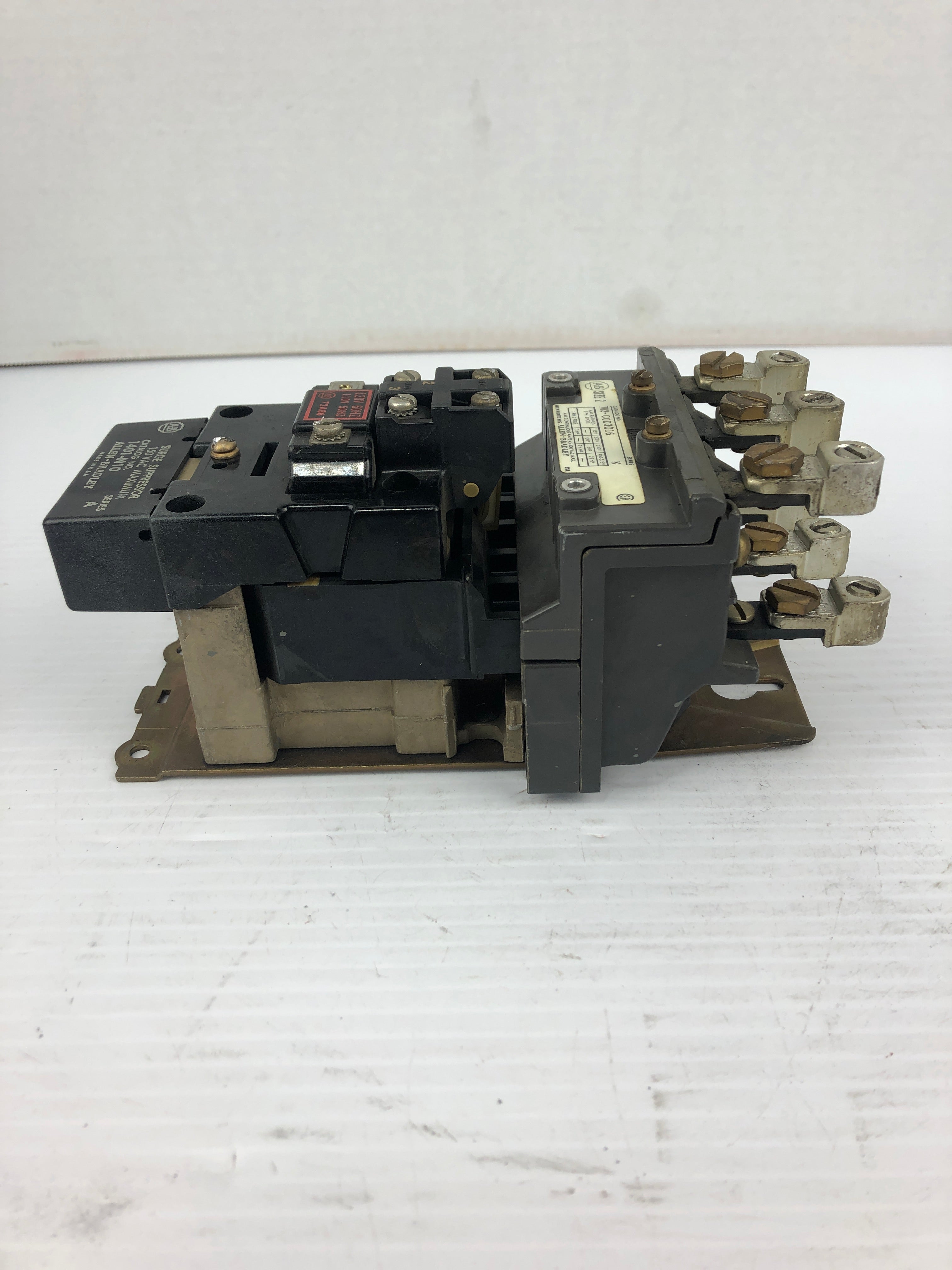 Allen Bradley 702-C0D3016 Starter Size 2 Series K