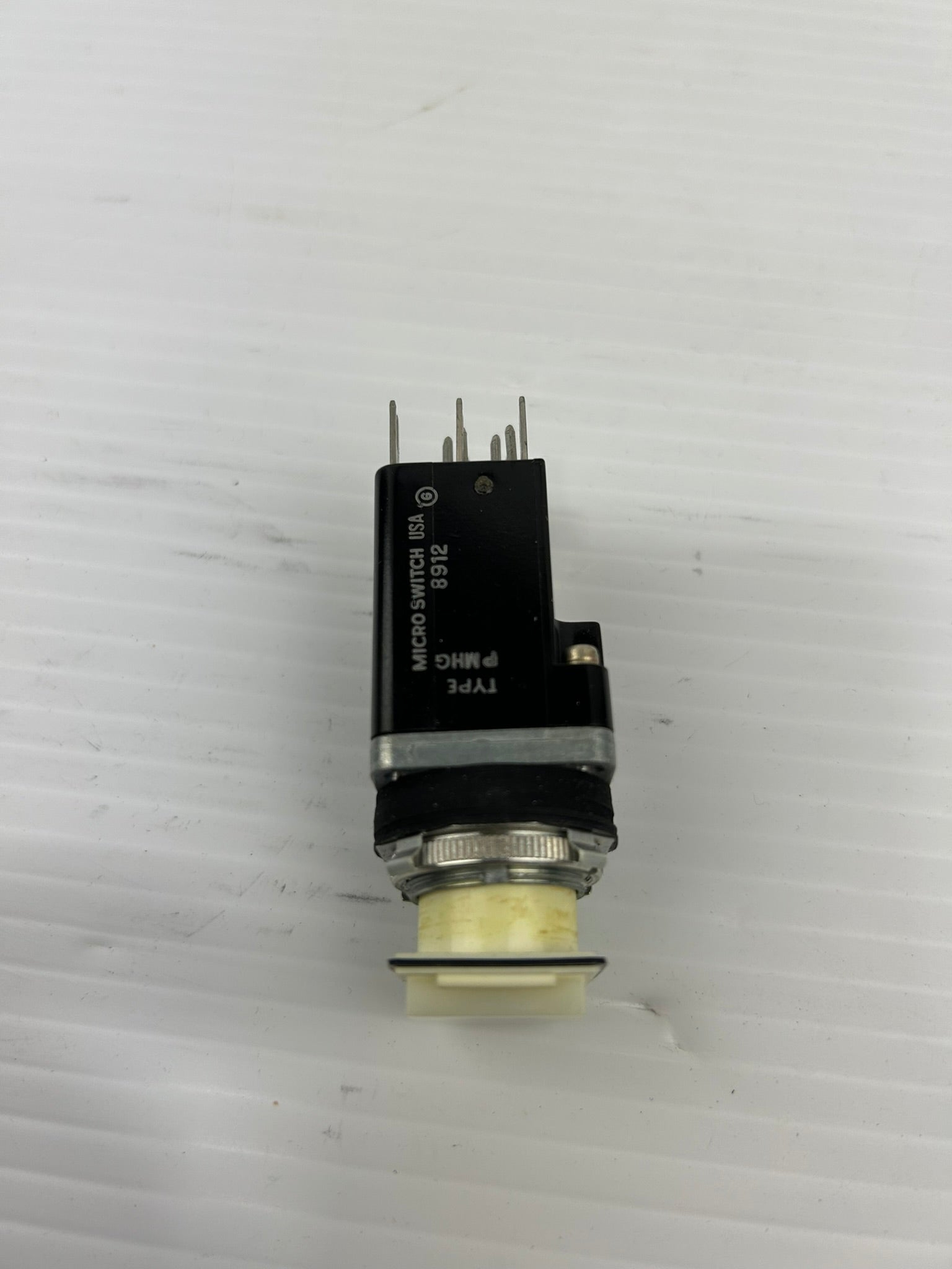 Honeywell PMHG Microswitch Pushbutton Switch
