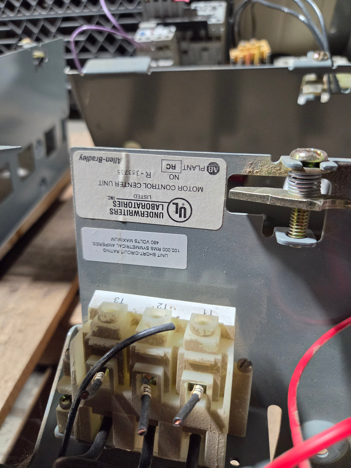 Allen-Bradley MCC Bucket 2113B 3.0HP Size 1 FVNR 3PH 480V 15A Breaker - No Door