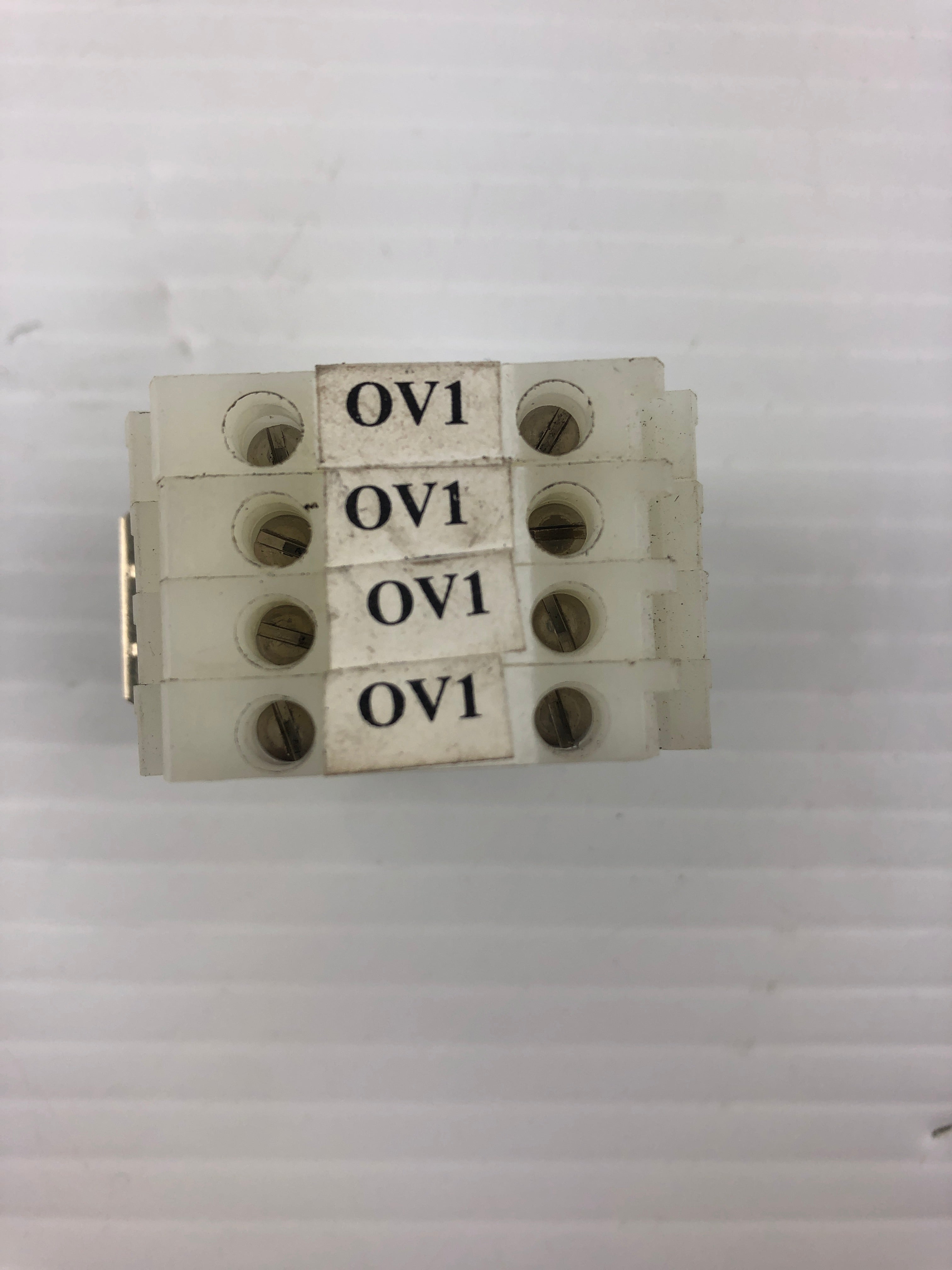 Allen Bradley 1492-HM1 Terminal Blocks - Lot of 161