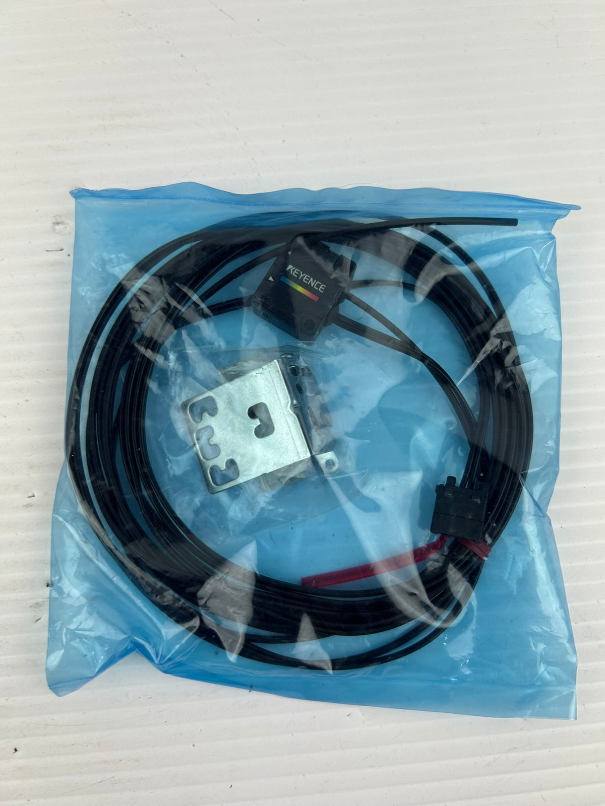 Keyence CZ-H32 Digital Fiberoptic Reflective Sensor Head