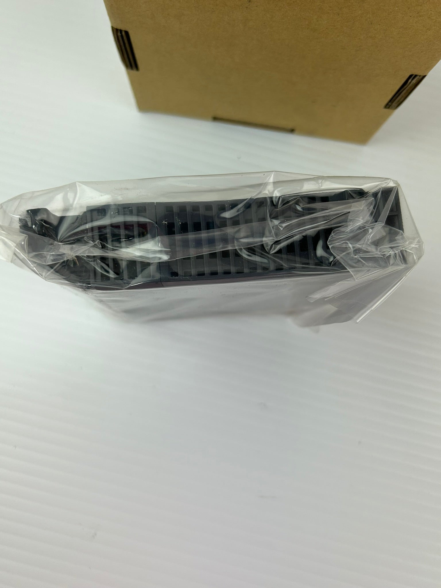 Mitsubishi RY40NT5P MELSEC iQ-R 40-Point Relay Output PLC Module