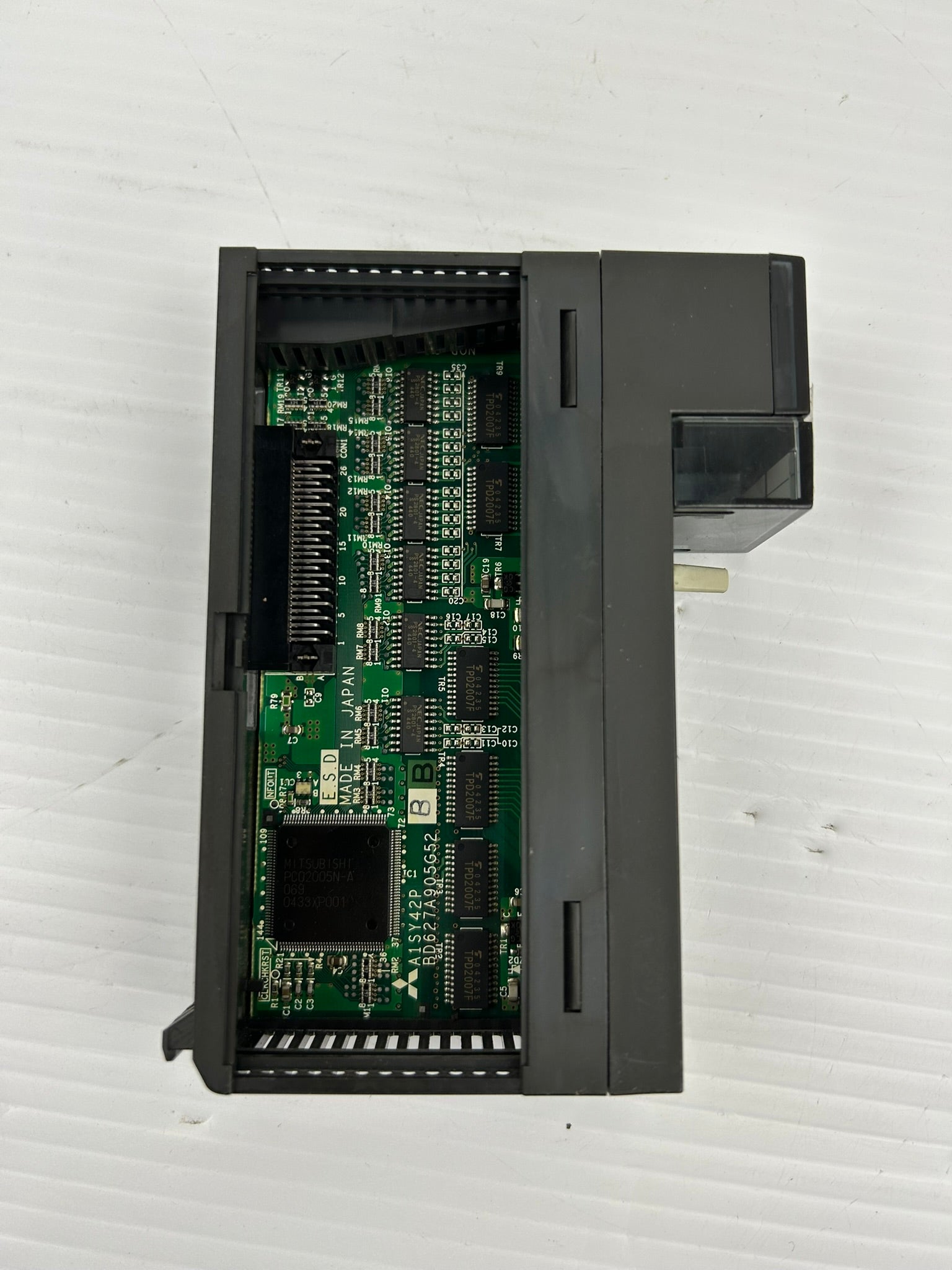 Mitsubishi A1SY42P Output Unit PLC Module 12/24VDC 0.1A