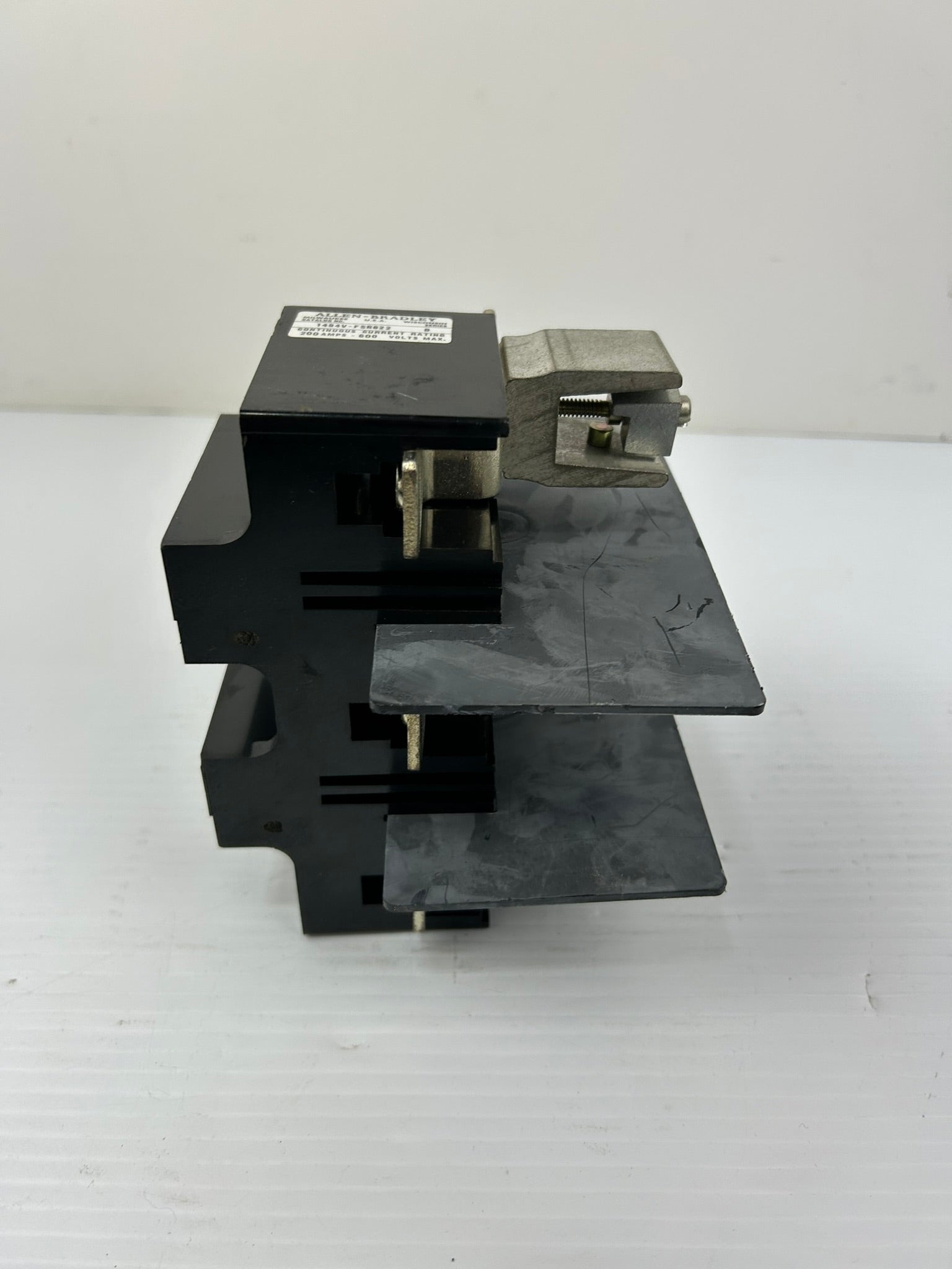Allen Bradley 1494V-FSR622 Fuse Block Holder Series B 200 Amps 600 Volts Max