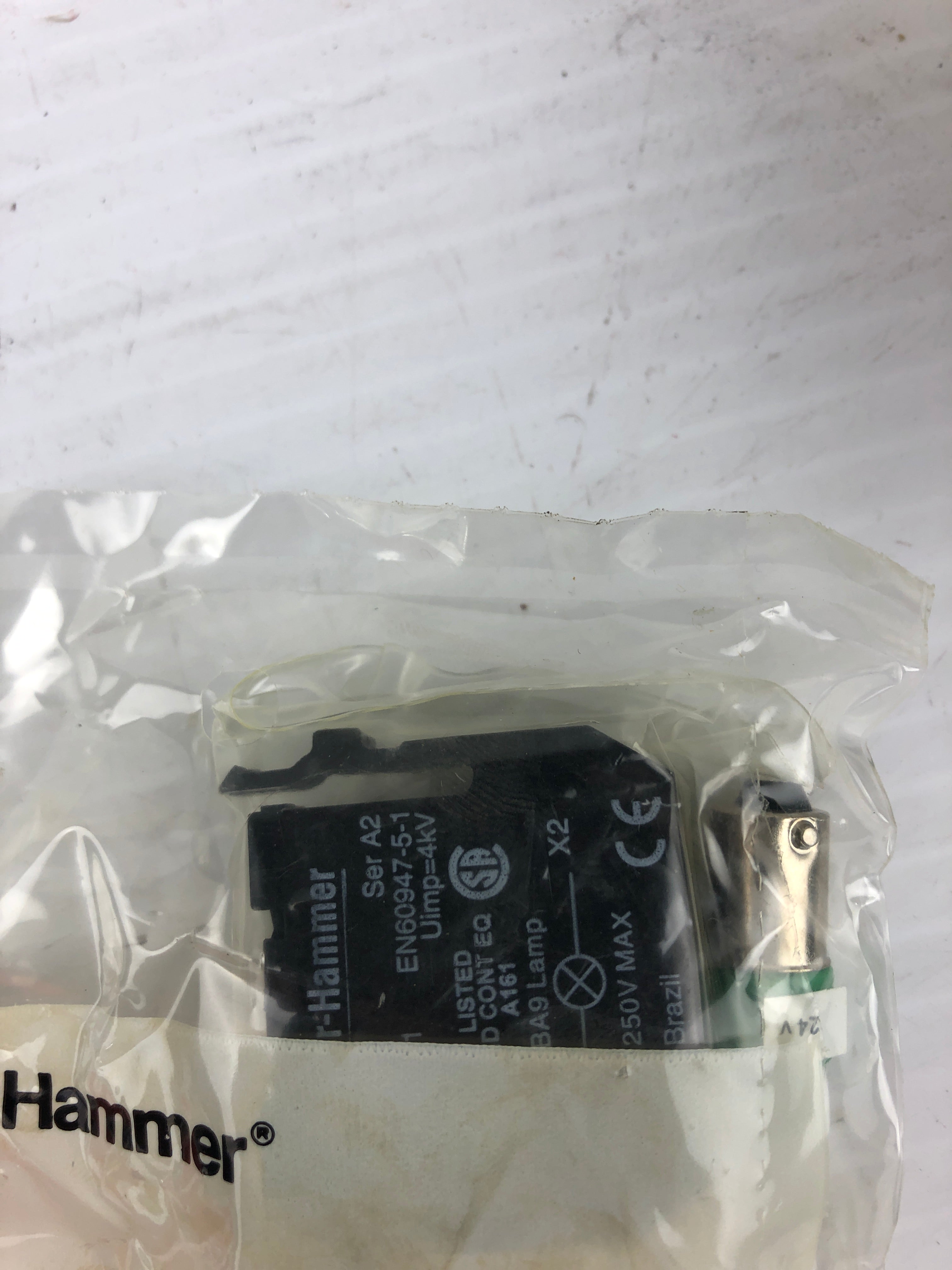 Cutler-Hammer E22DL24G Light Unit - Box of 1