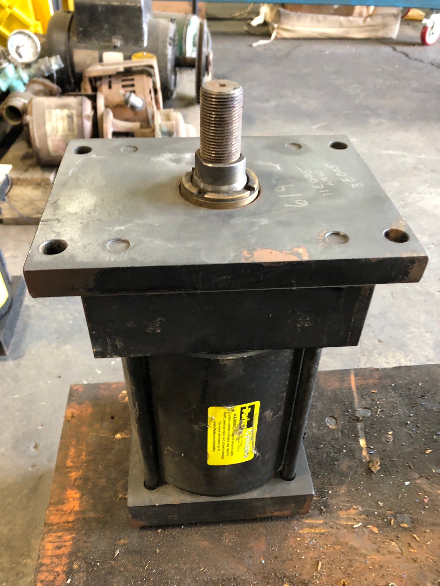 Parker 06.00 J2AUS14A 6.000 Hydraulic Cylinder Series 2A 250 PSI KK562349A