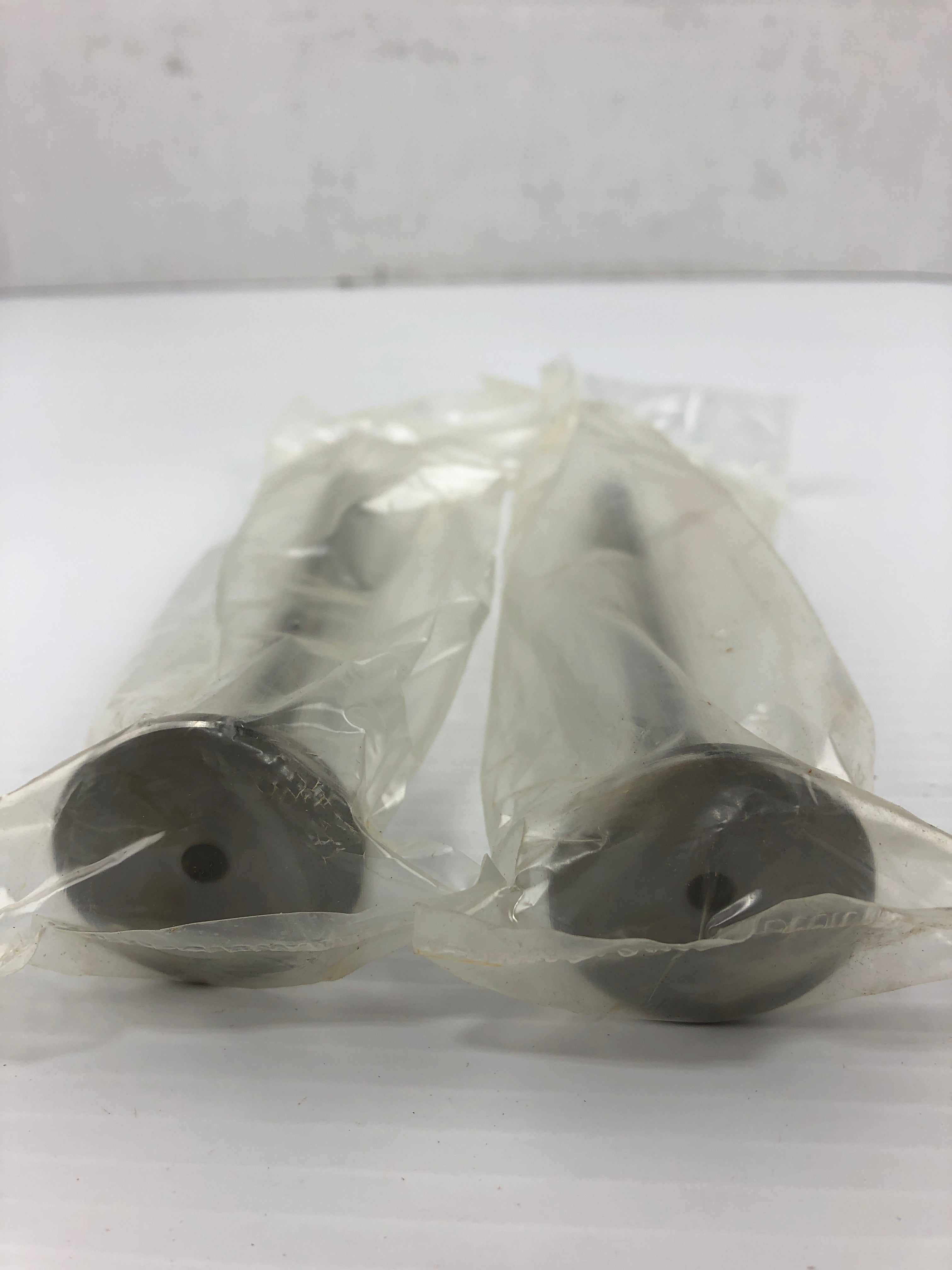 Clevite 2111155 Engine Exhaust Valve Pair 211-1155