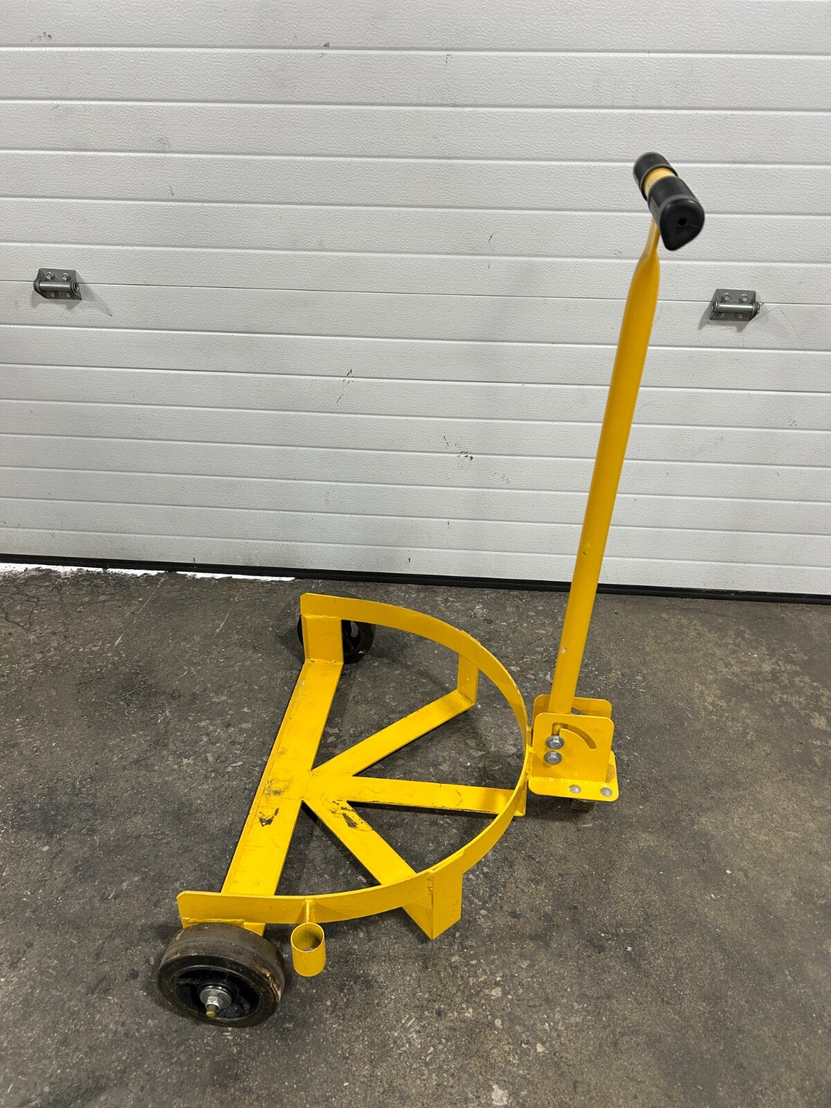 55 Gallon Drum Dolly Low Profile Barrel Handling Equipment Yellow Metal Cart