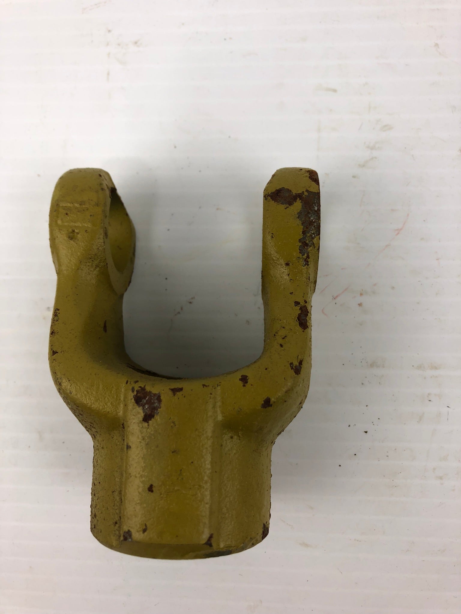 Walterscheid 329024 Round Bore Yoke