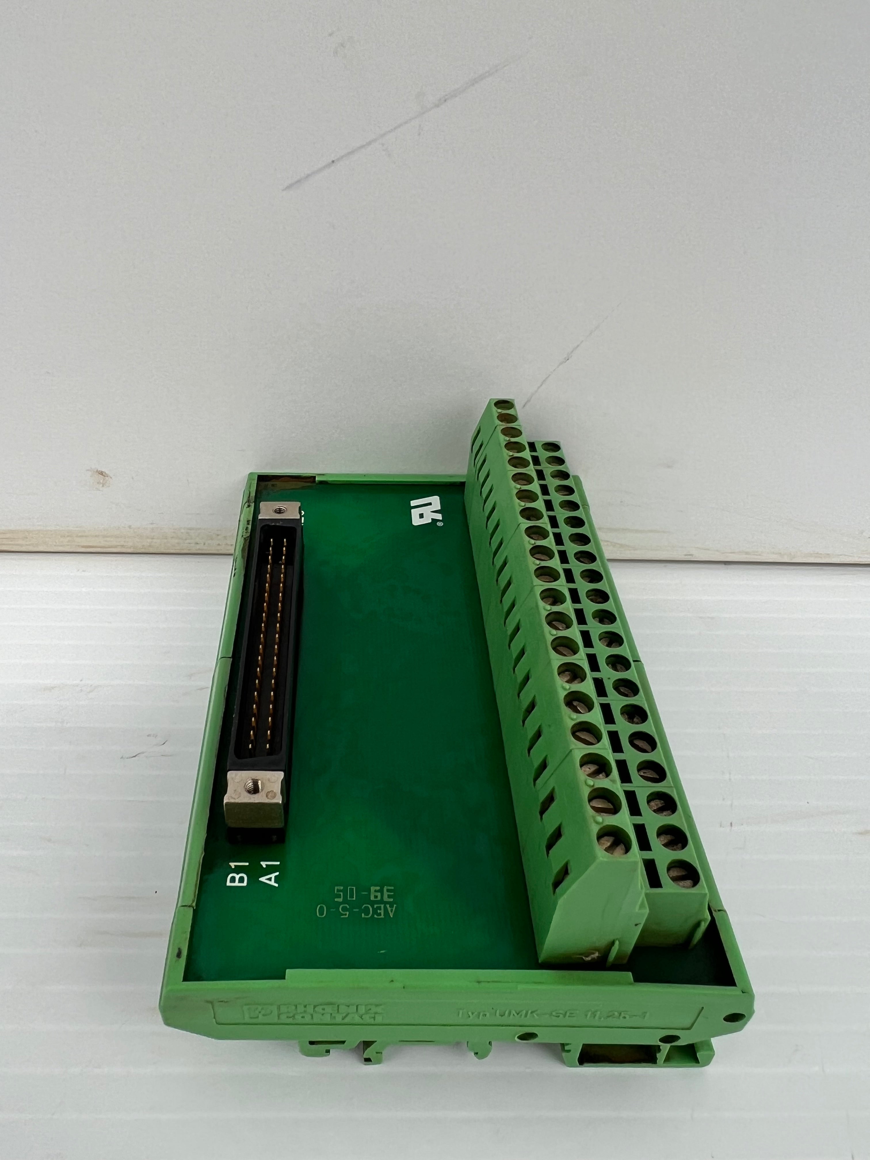 Motoman 5525071 Terminal Block - Lot of 2