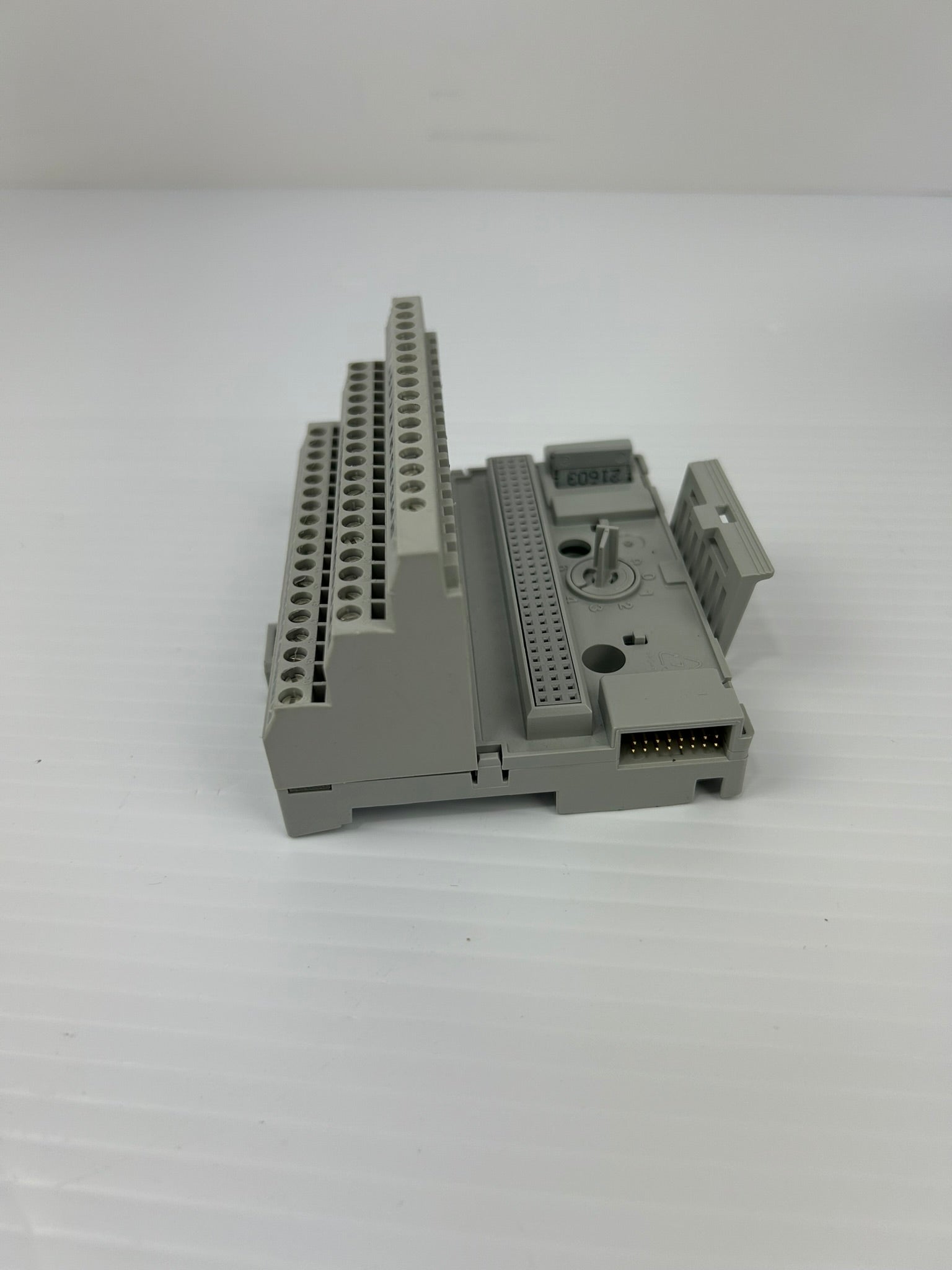 Allen Bradley 1794-TB32 Terminal Base Series A