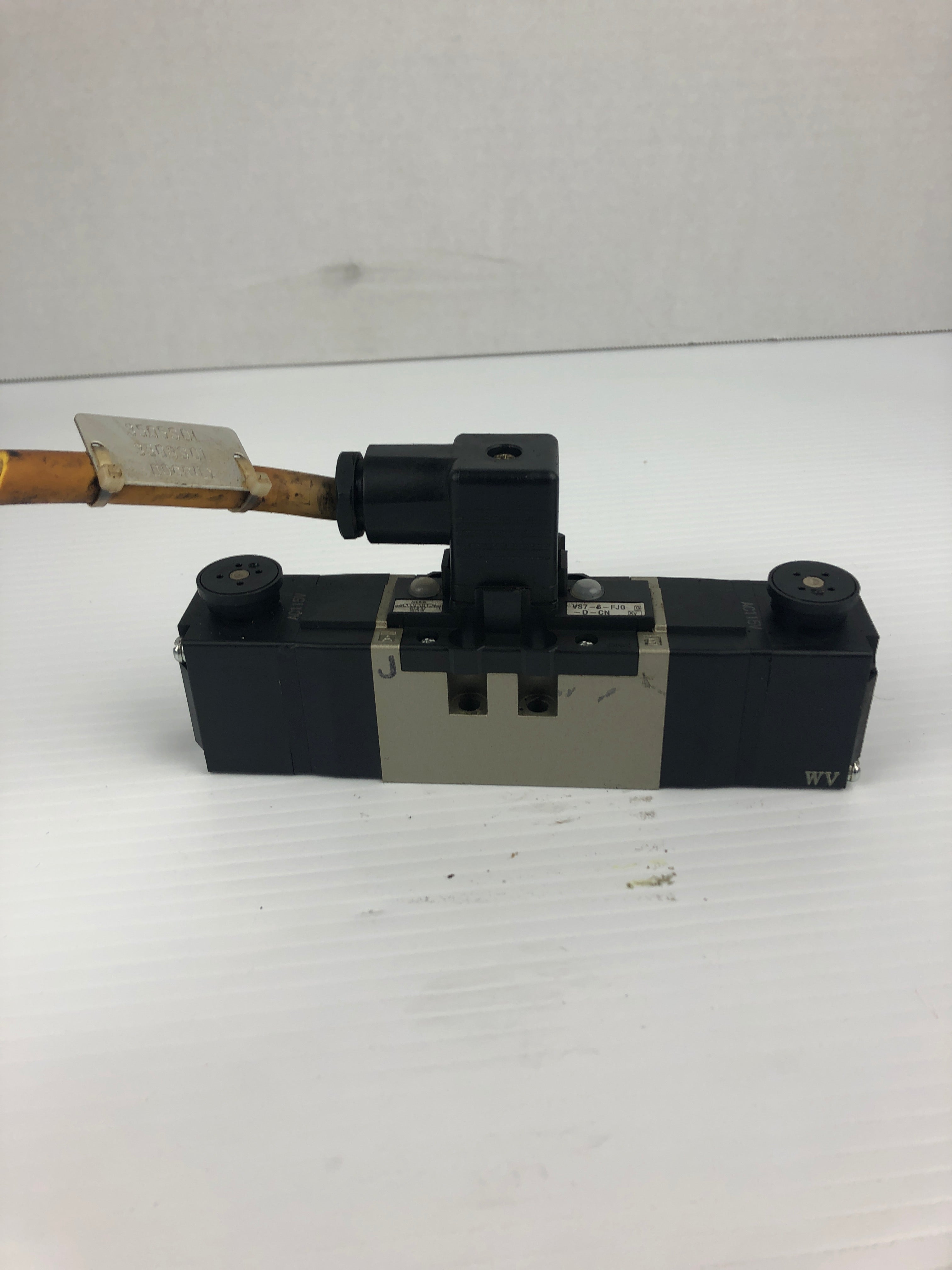 SMC VS7-6-FJG-D-CN Solenoid Valve 115V