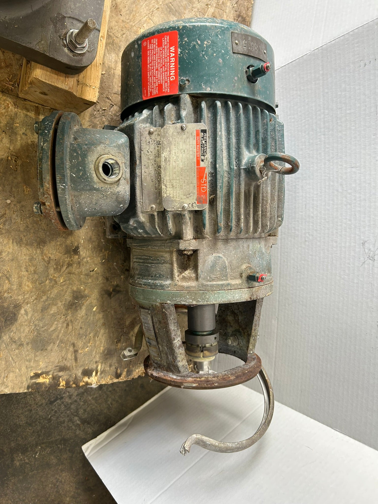 Reliance Electric 01UBZ7865701G1HB STD Duty Master Motor 5HP 3PH 3480RPM 184TC