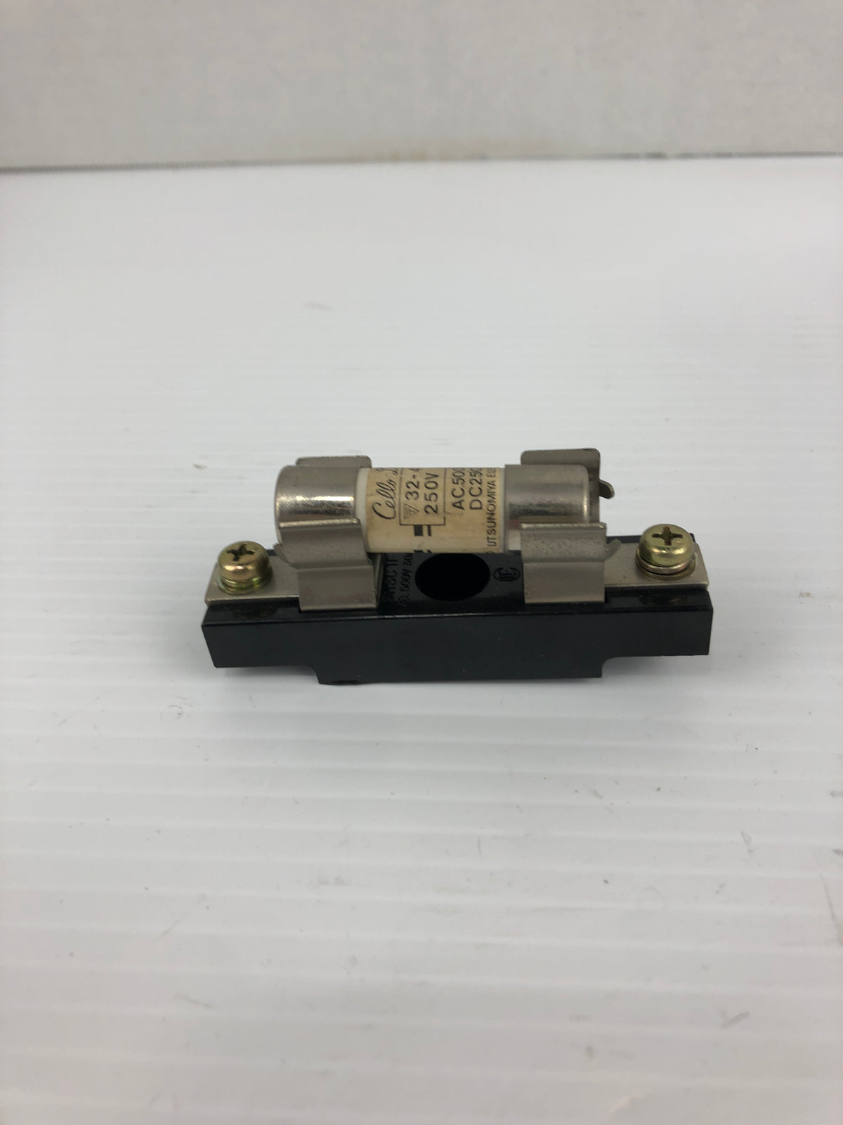 Cello Lite 32-424 Fuse 250V 10A 50KA PC1 with Fuse Holder FHSC1F - Lot of 2