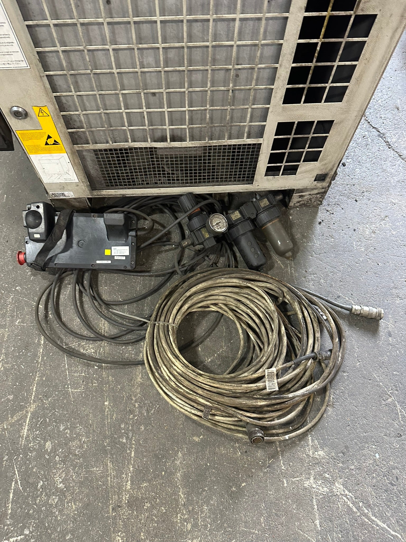 ABB S4CPLUS M2000 Robot Controller Robotics 6kVA with TPU2 Teach Pendant