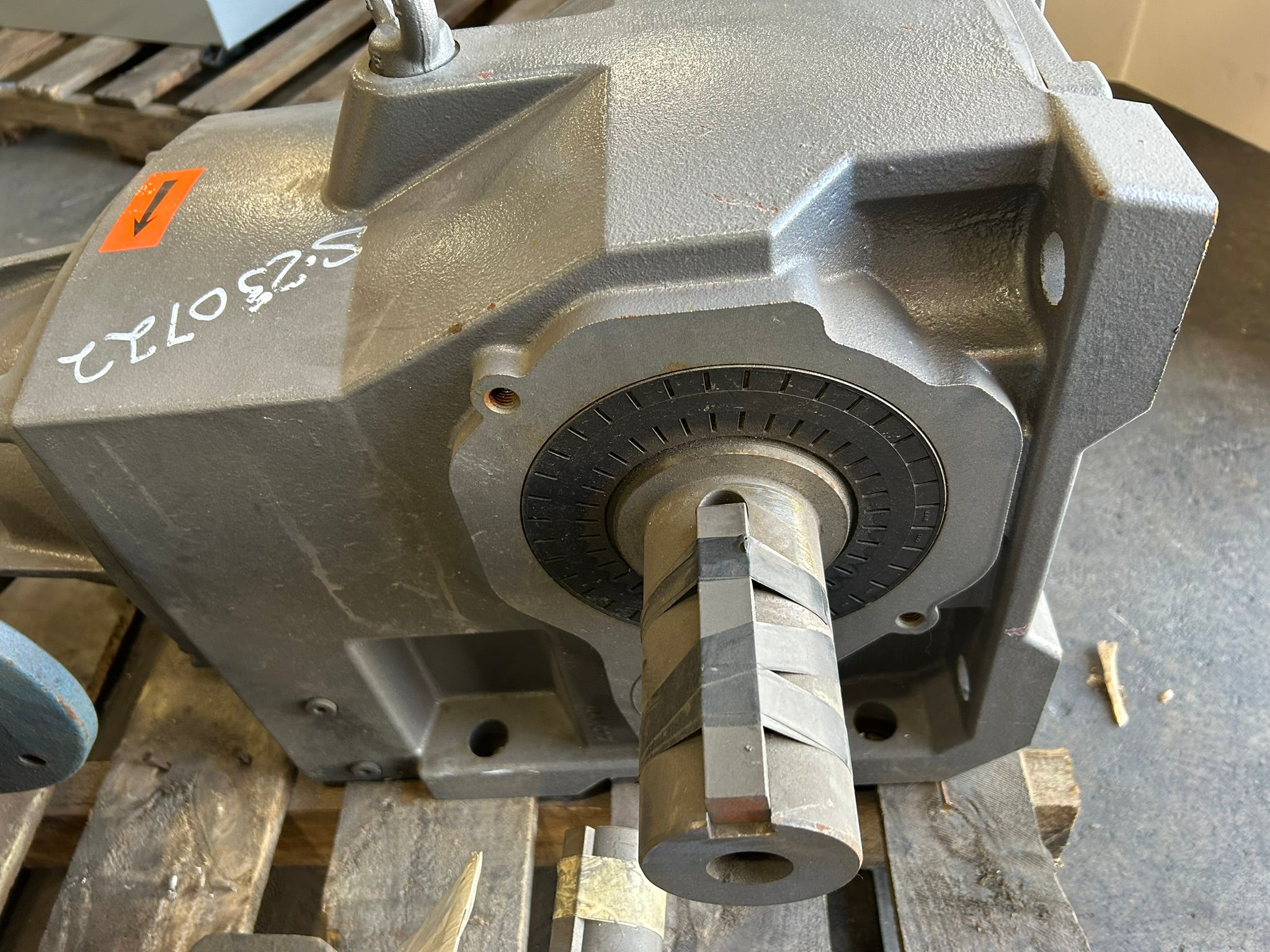 Nord Drivesystems 202284178-100 Gear Reducer Gearmotor w/ Baldor CEM3665T Motor
