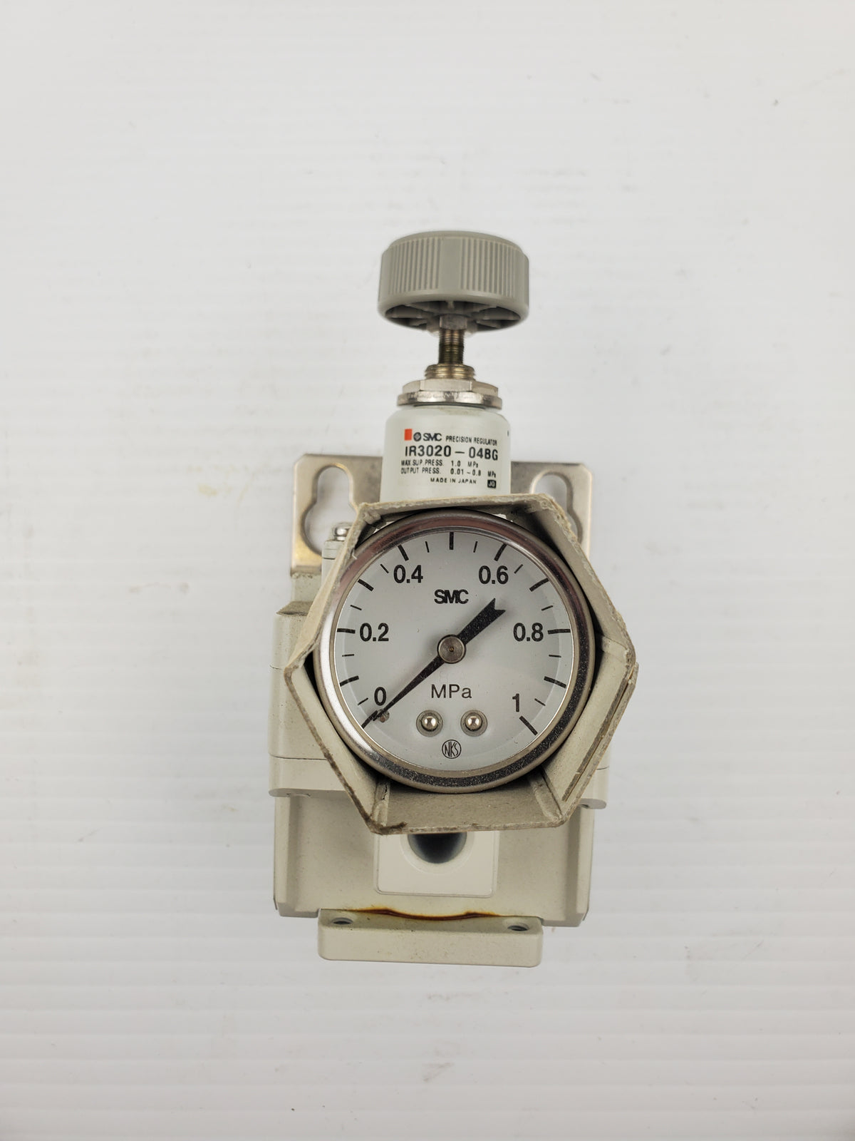 SMC IR3020-04BG Pneumatic Regulator IR302004BG
