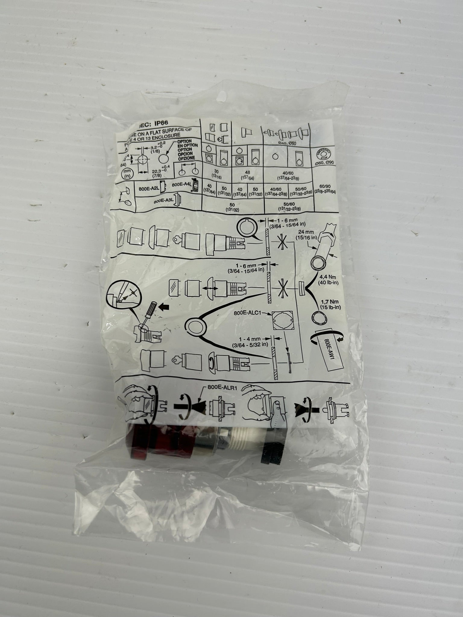 Allen Bradley 800ES-LMP24 Red Push Button Series A - Lot of 2