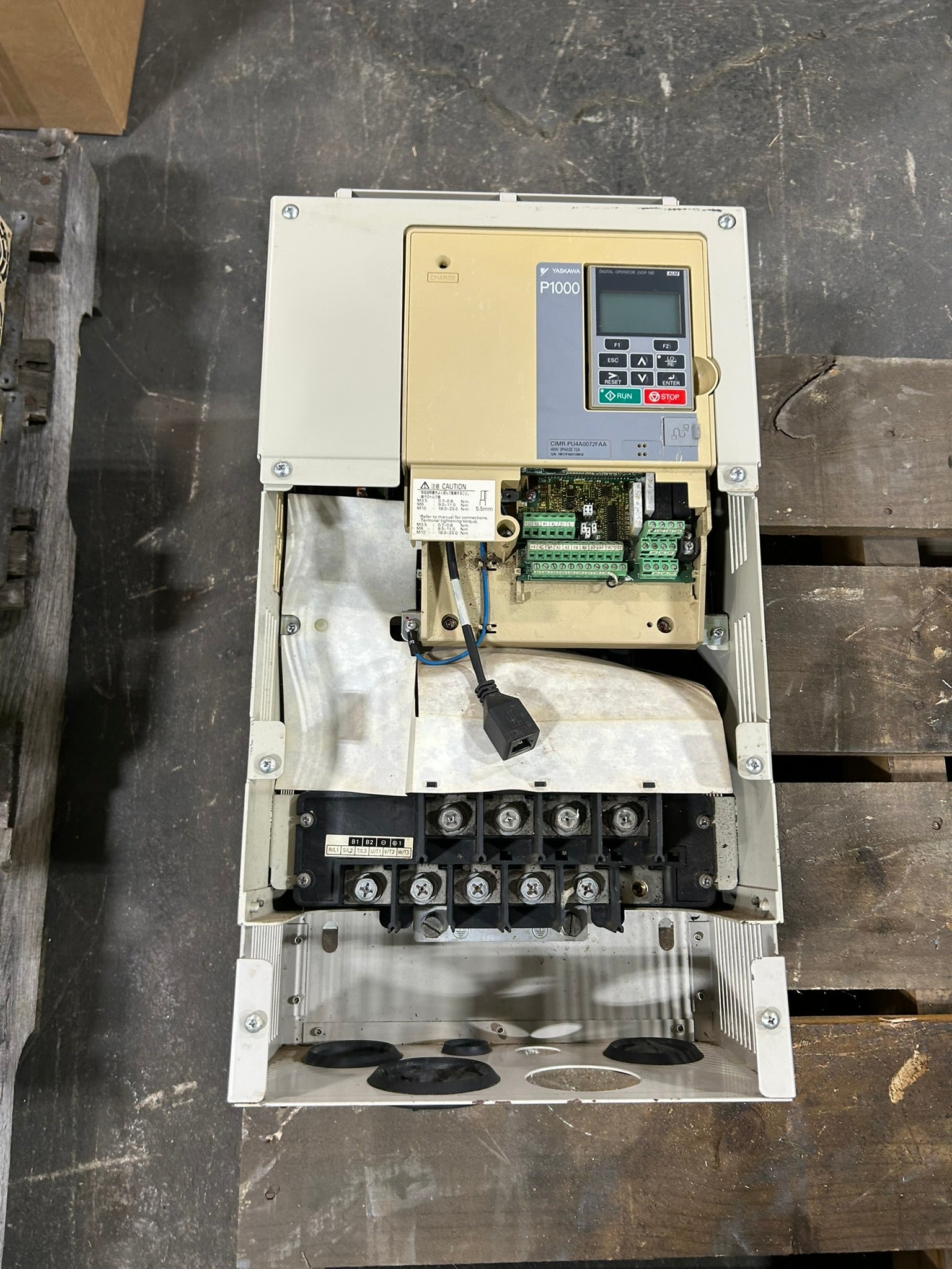 Yaskawa Electric CIMR-PU4A0072FAA AC Industrial Drive Rev E P1000 - No Top Cover