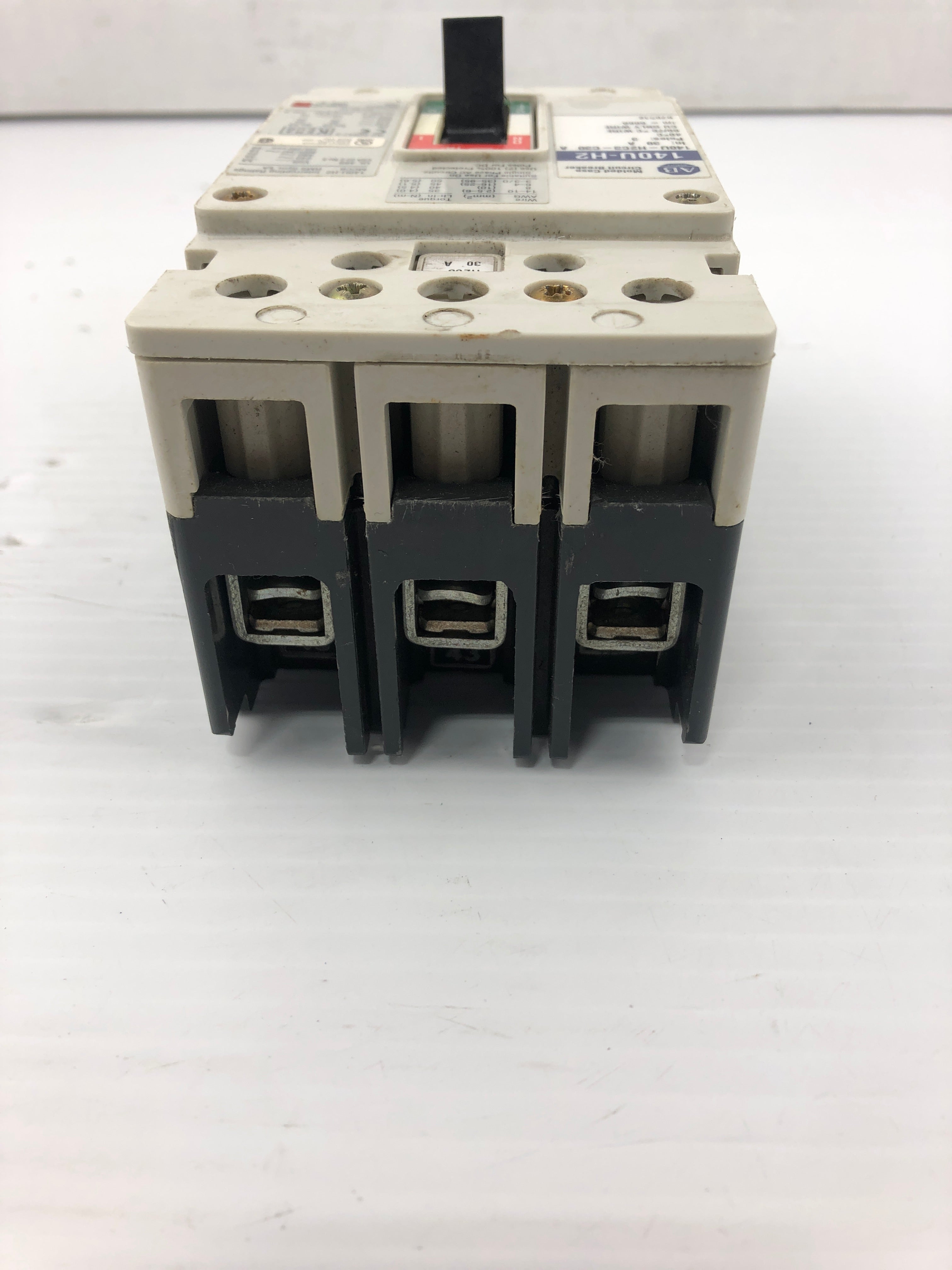 Allen-Bradley 140U-H2 Molded Case Circuit Breaker 30A
