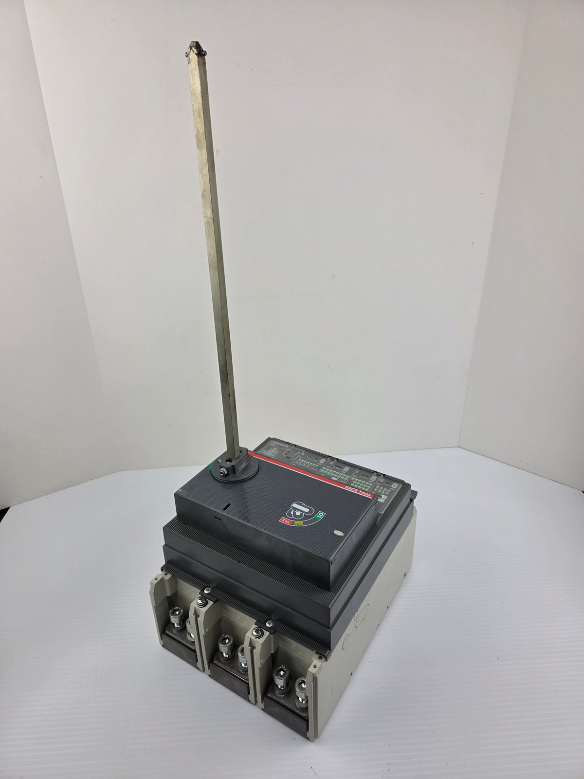 ABB SACE Tmax T7H 1200 Molded Case Circuit Breaker 1200A PR331/P BF41148605