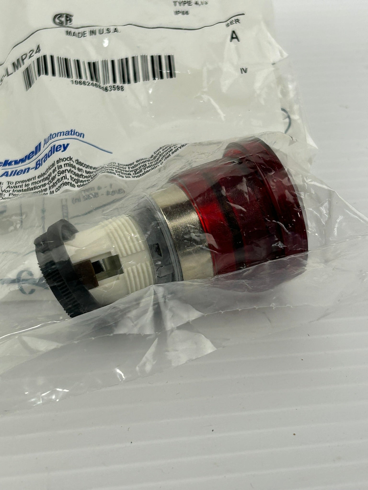 Allen Bradley 800ES-LMP24 Red Push Button Series A - Lot of 2