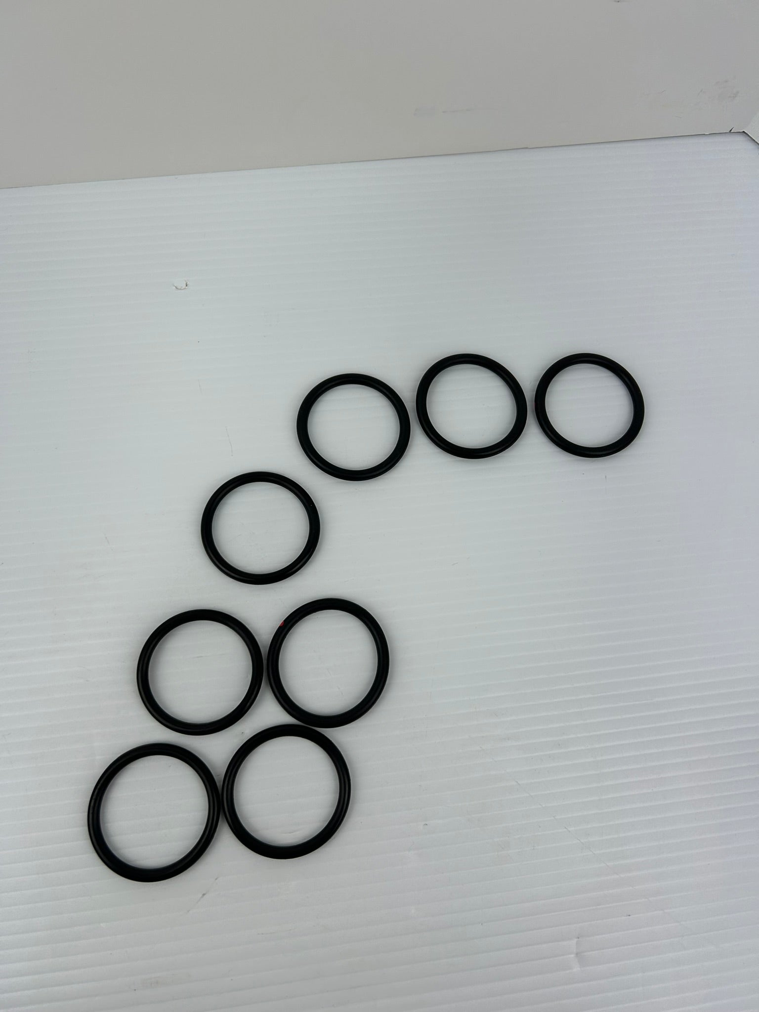 Tri-Clover 401842 O-Ring R25-1 1/2-80-4B-U Rubber O-Ring - Lot of 8