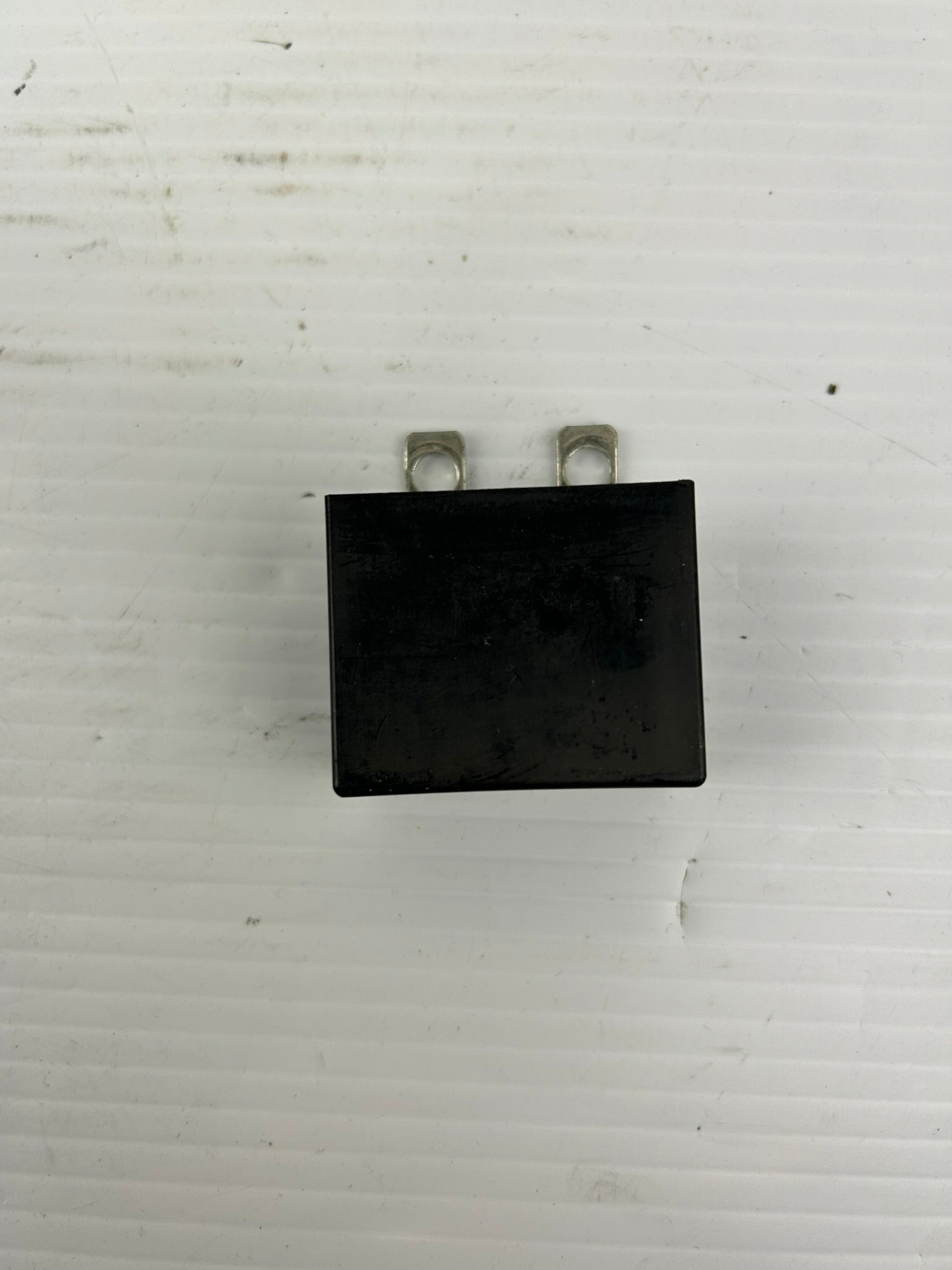 Nichicon EM601030D1LN1HT Capacitor 200V 3UF 600VDC - Lot of 6