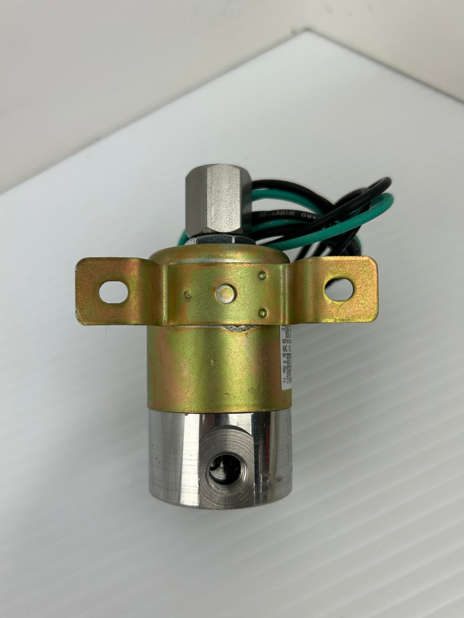 Versa ESM-8202-44-H2-3000-A120 General Valve 100PSIG 7.0bar 38VDC 8.7W