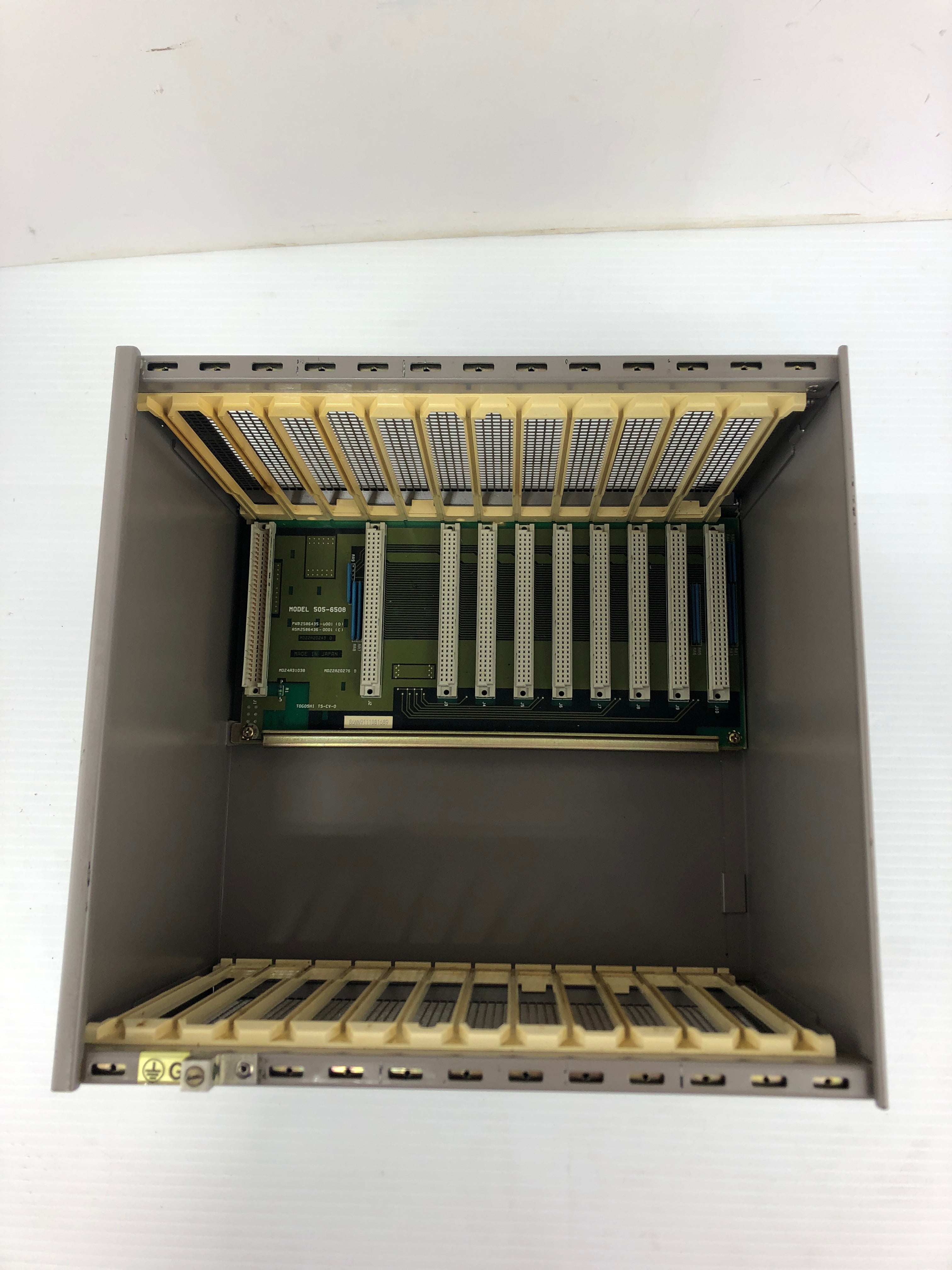 Siemens 505-6508 Chassis Rack LR64027 Class I Div. 2