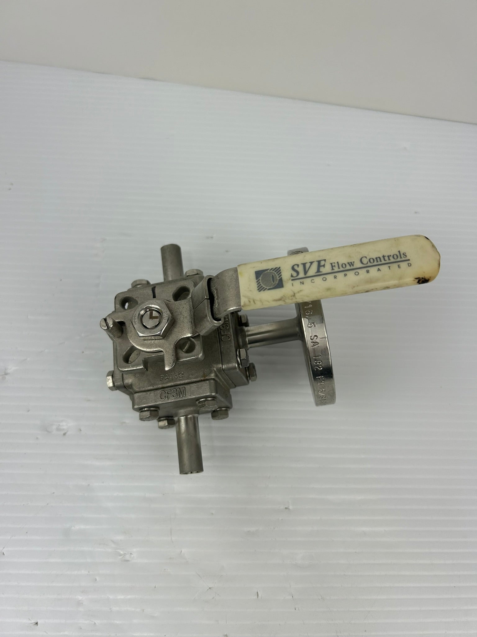 SVF Flow Controls 1000 WOG Valve 1/2"-CF3M 150 with Handle