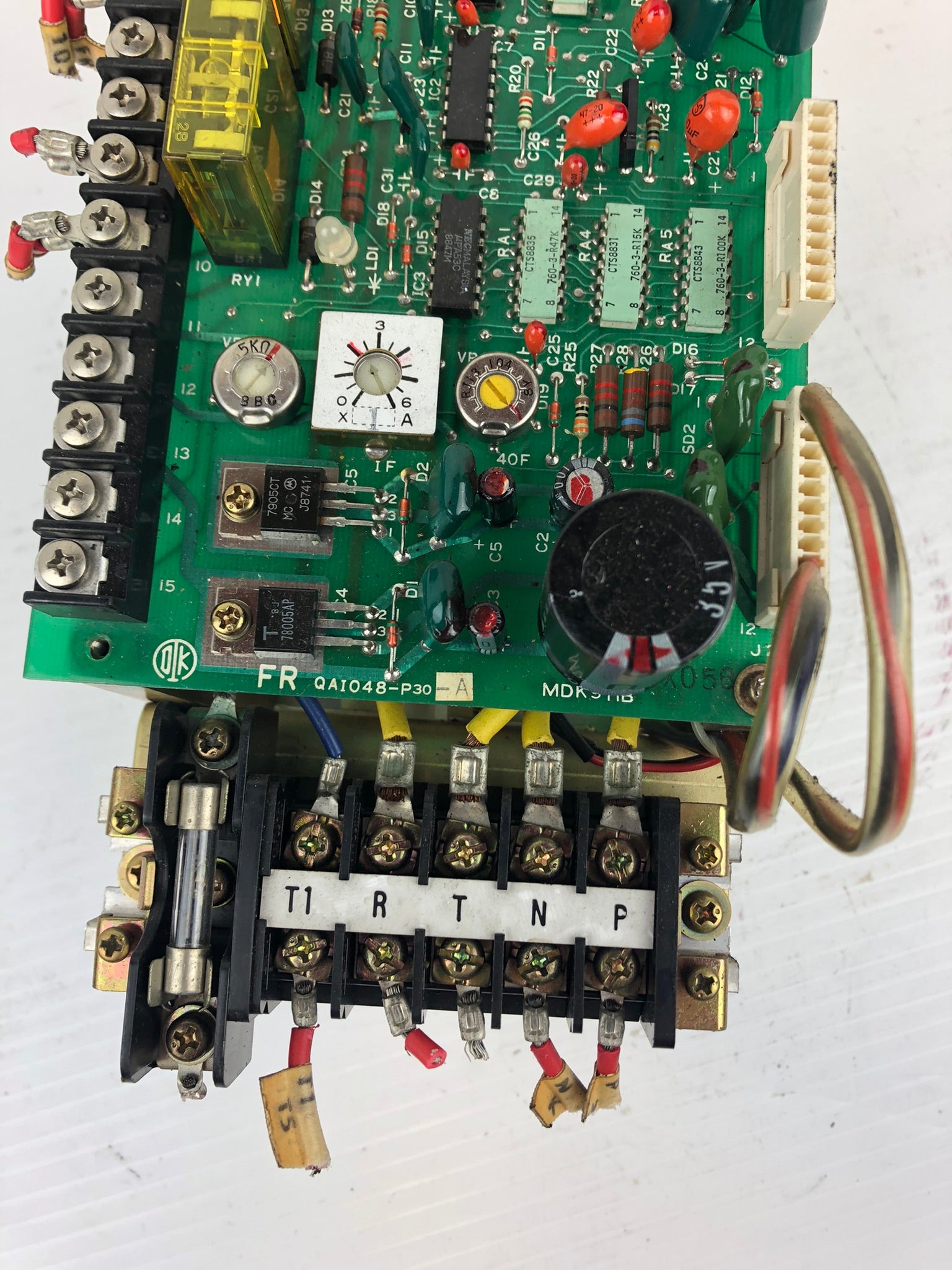 Toyo Denki QSS349-B30 Drive Amplifier 440V F.R. Amp