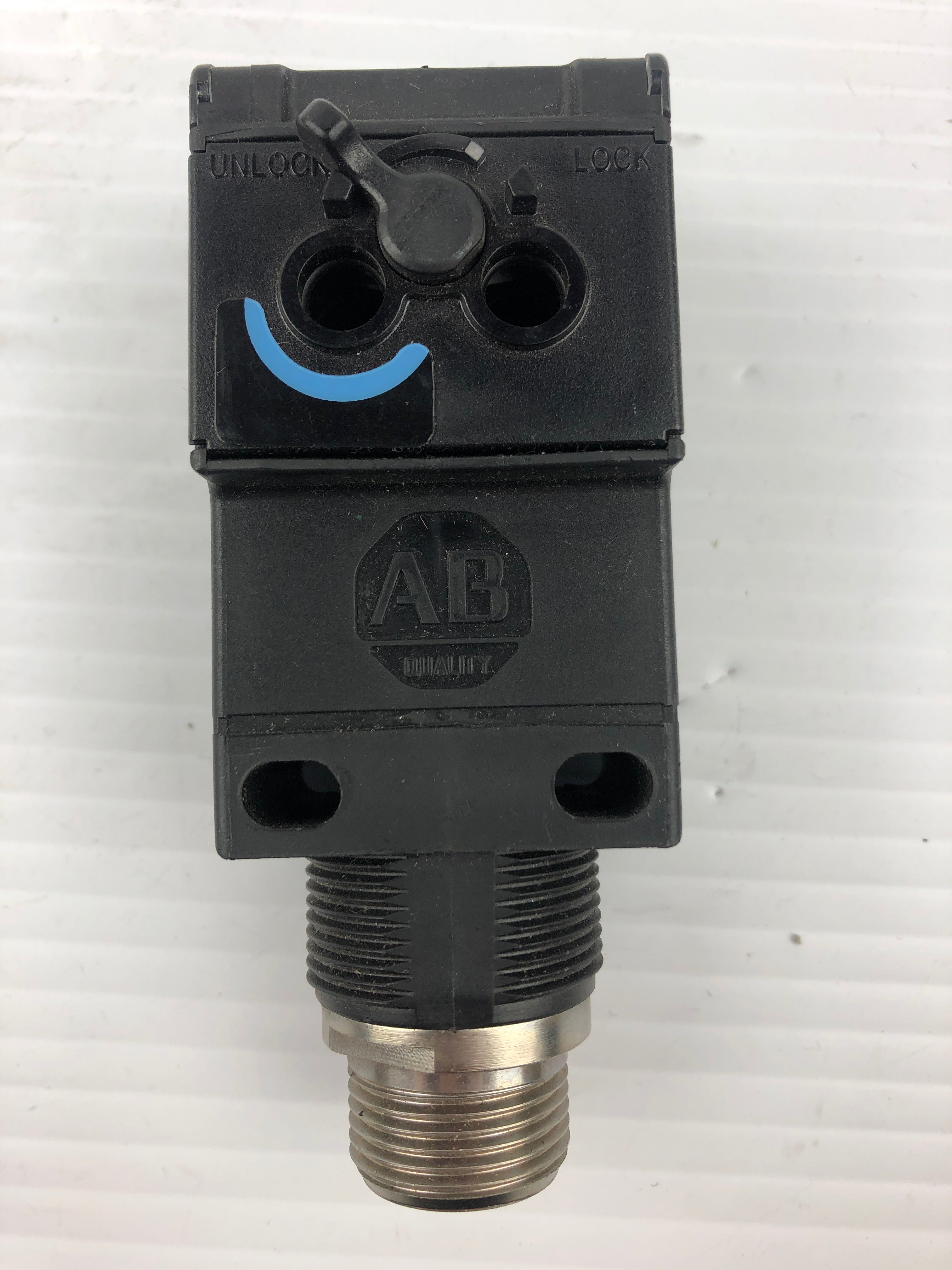 Allen-Bradley 42QA-G5LE-N5 Photoswitch Series A