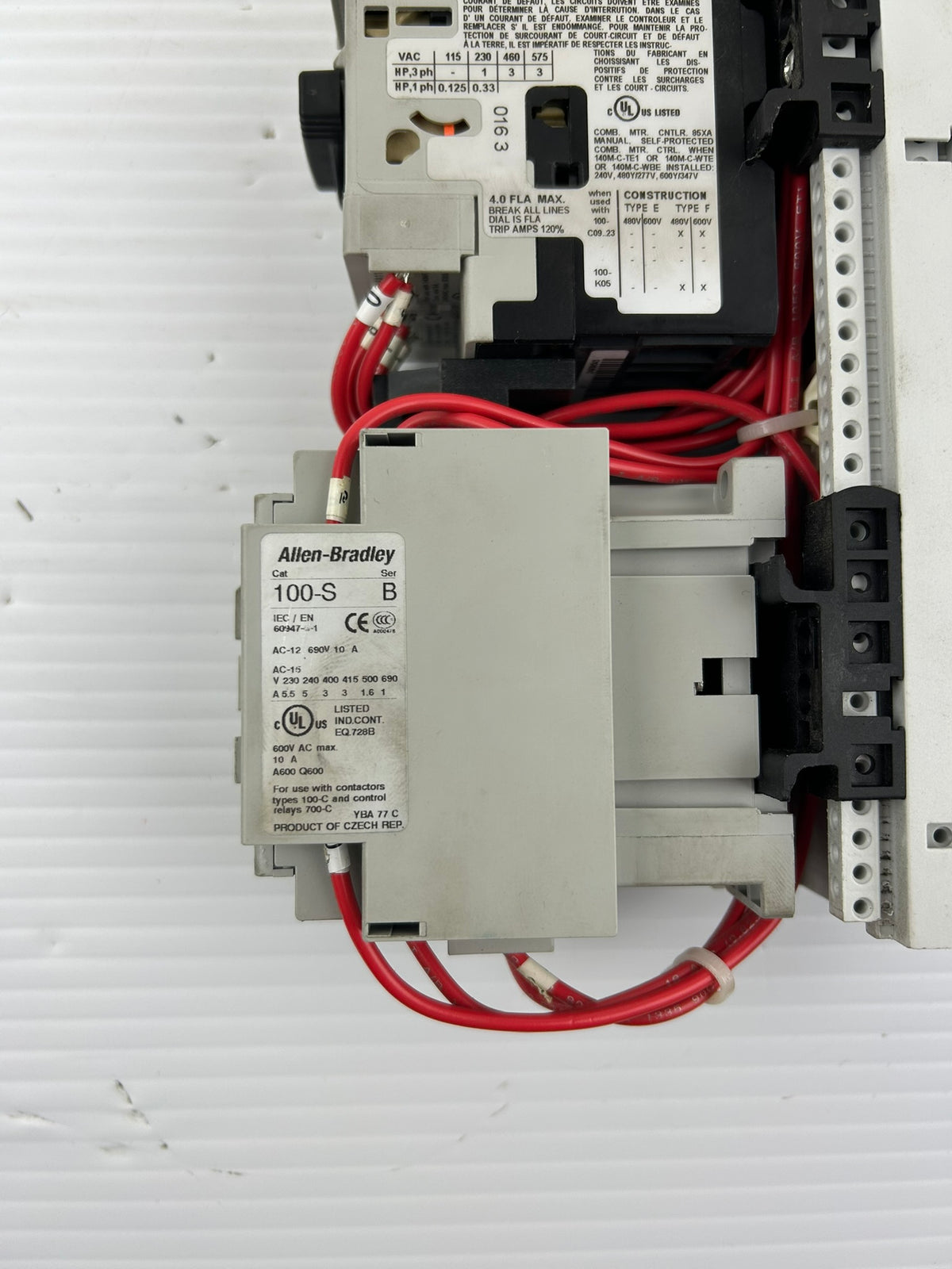 Allen-Bradley 140M-C2E-B40 Motor Starter 100-C09*10 Contactor Assembly 100-S