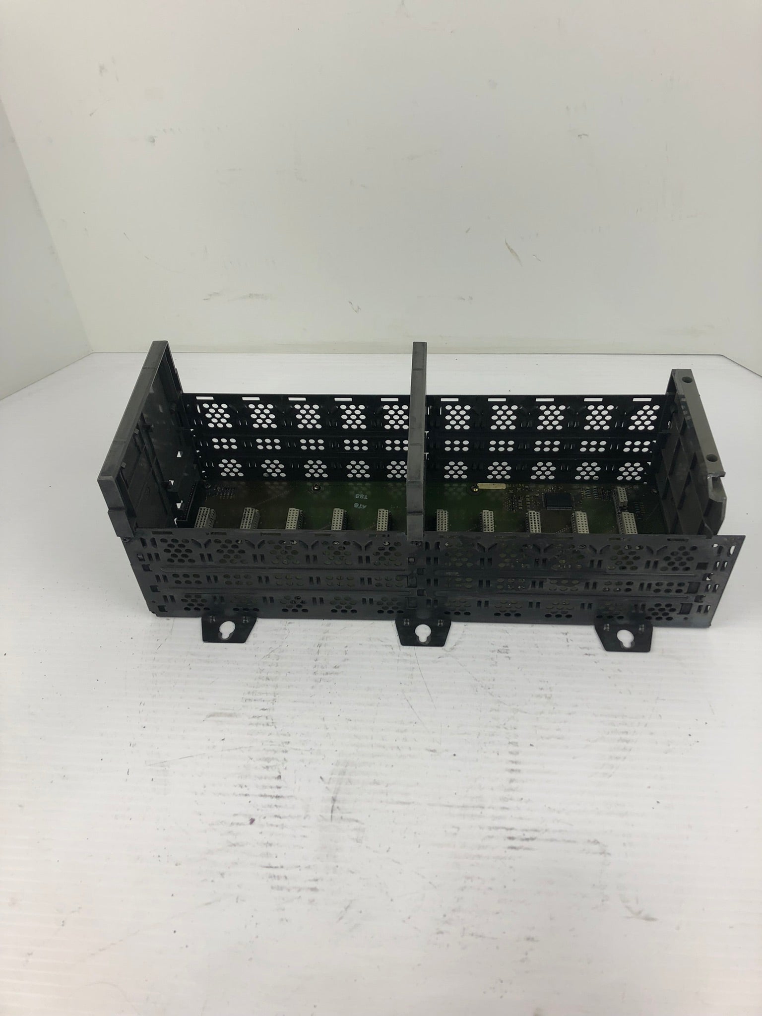 Allen-Bradley 1746-A10 PLC 10 Slot Rack Series B SLC 500