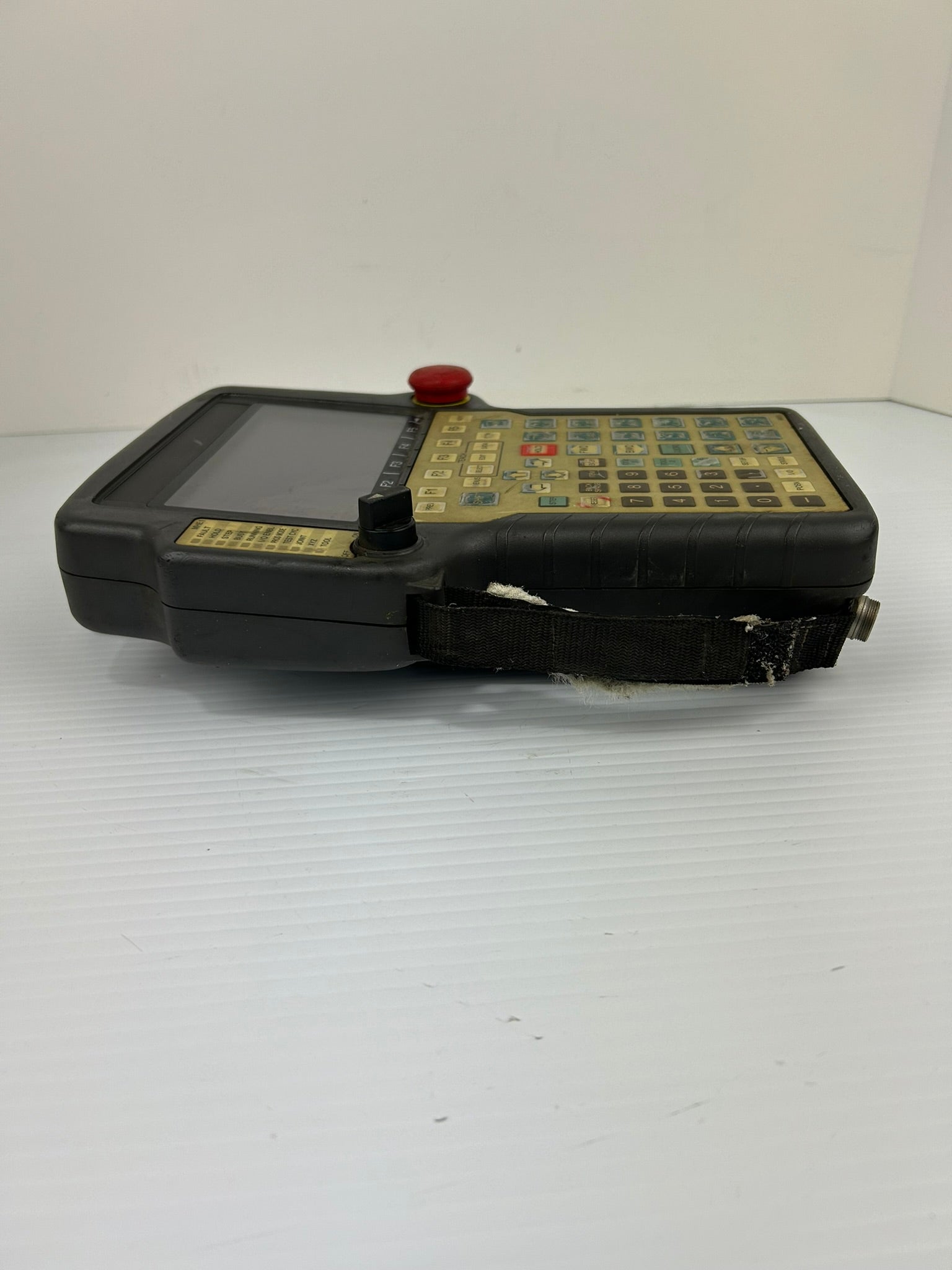 Fanuc A05B-2301-C301 Teach Pendant C05845 1998-10