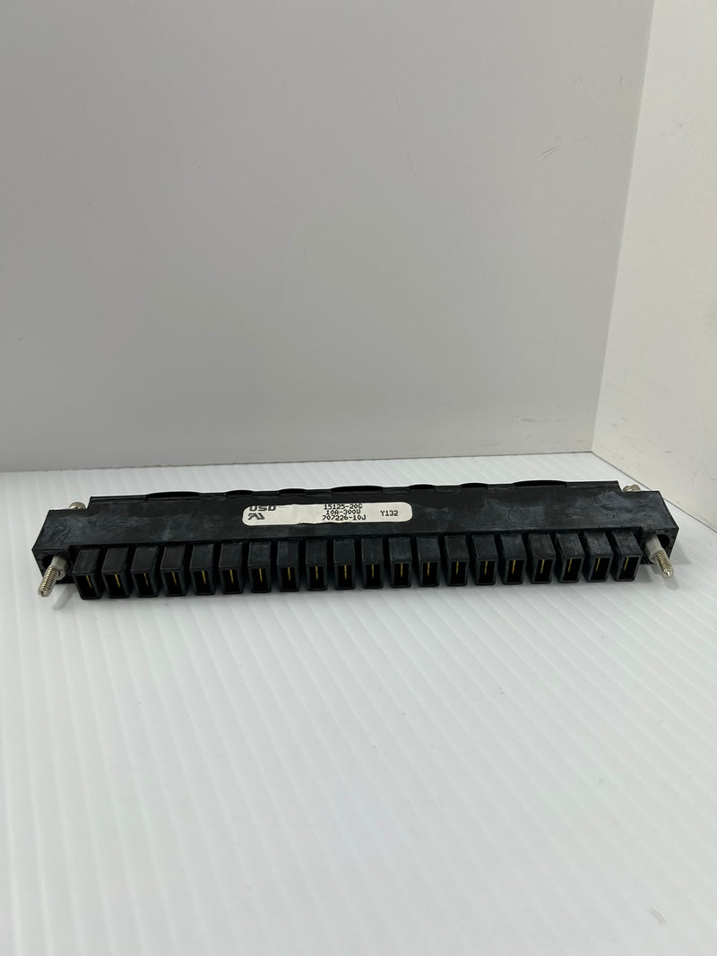 USD 15125-20G Connector 300V 10A - Lot of 5